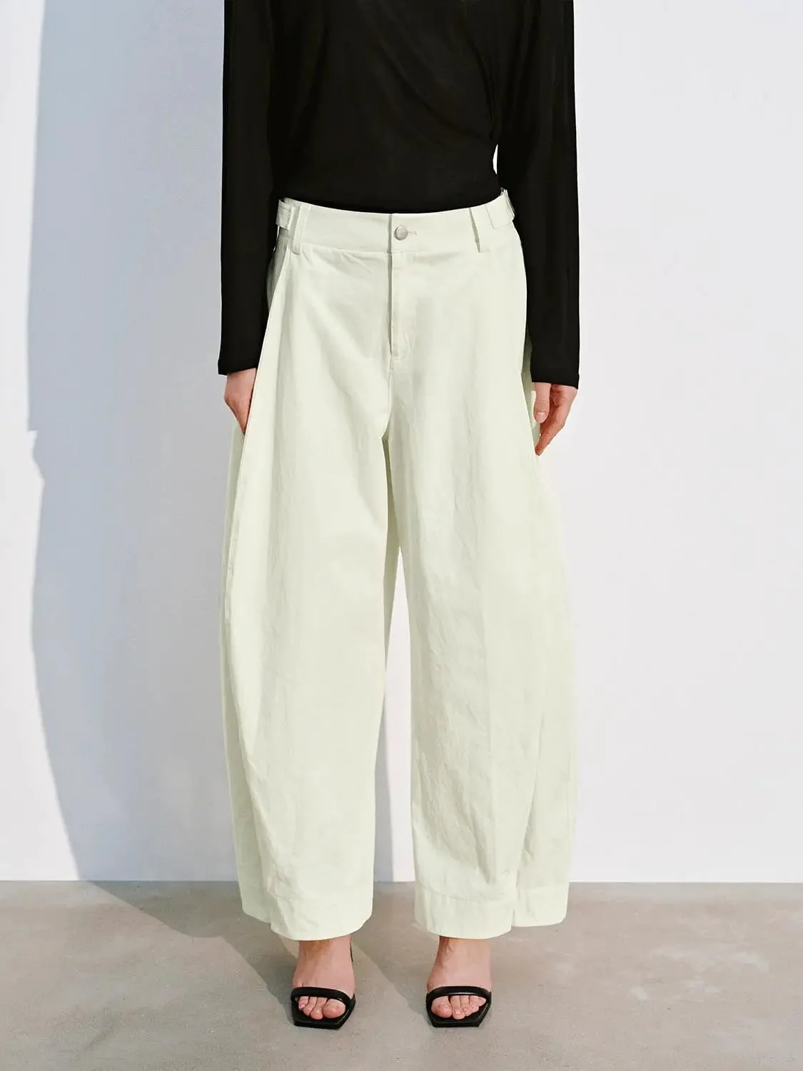 15407-barrel-leg-pants-1.webp Barrel Leg Pants