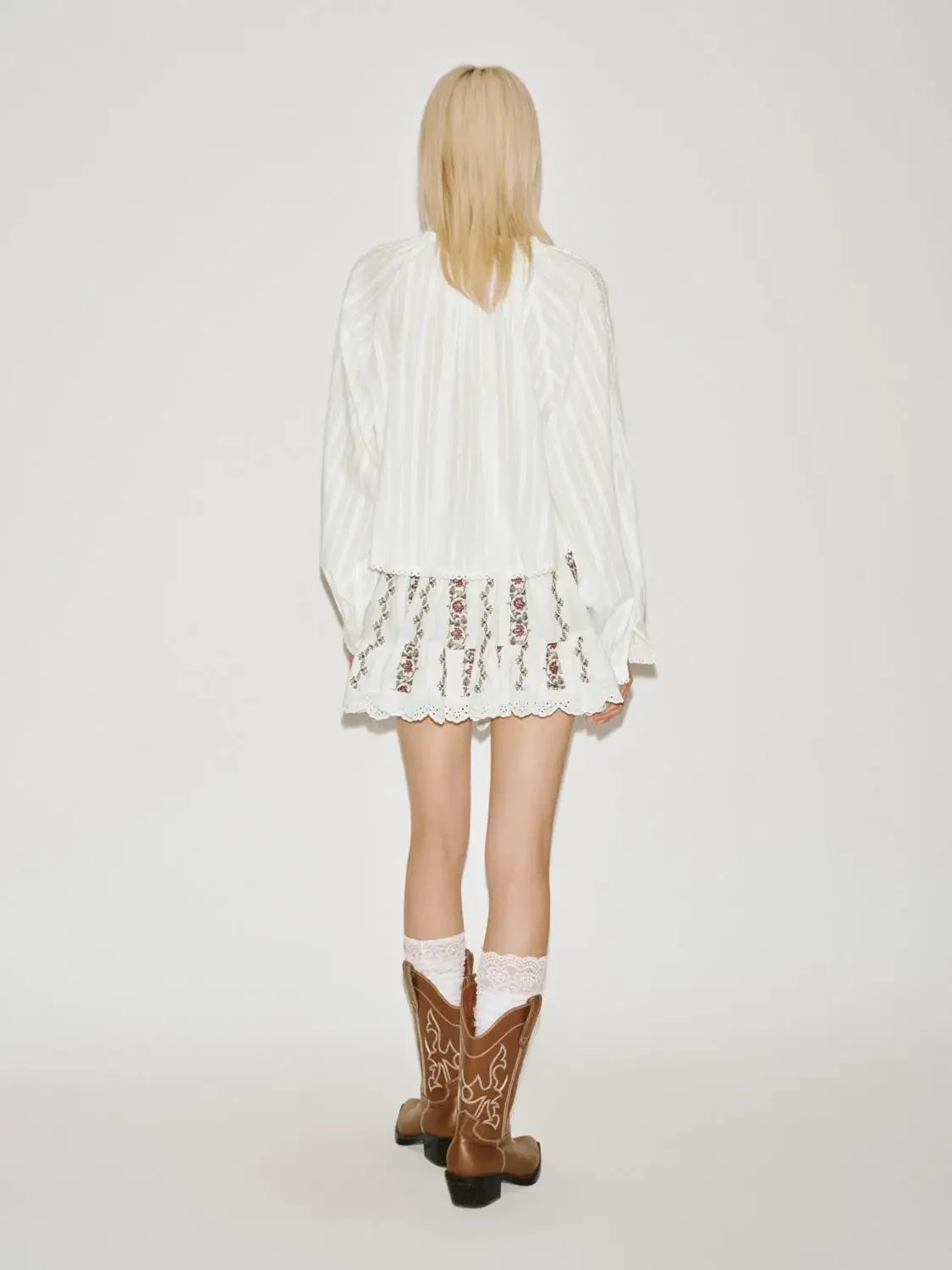 15470-floral-embroidered-pleated-a-line-mini-skirts-4.webp Floral Embroidered Pleated A-Line Mini Skirts