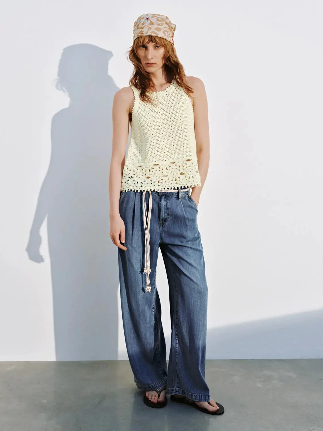 15502-sleeveless-open-knitted-t-shirts-5.webp Sleeveless Open Knitted T-Shirts