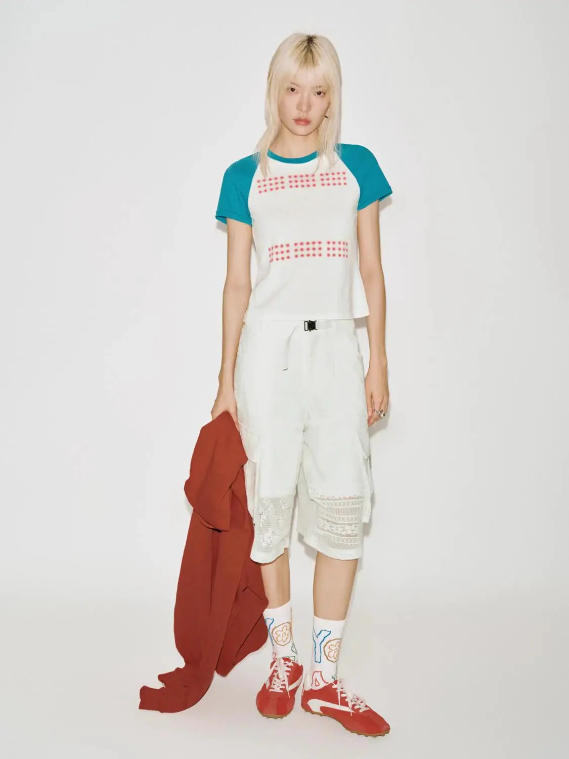 15546-cotton-contrast-raglan-sleeve-dot-print-t-shirt-4.webp Cotton Contrast Raglan Sleeve Dot Print T Shirt