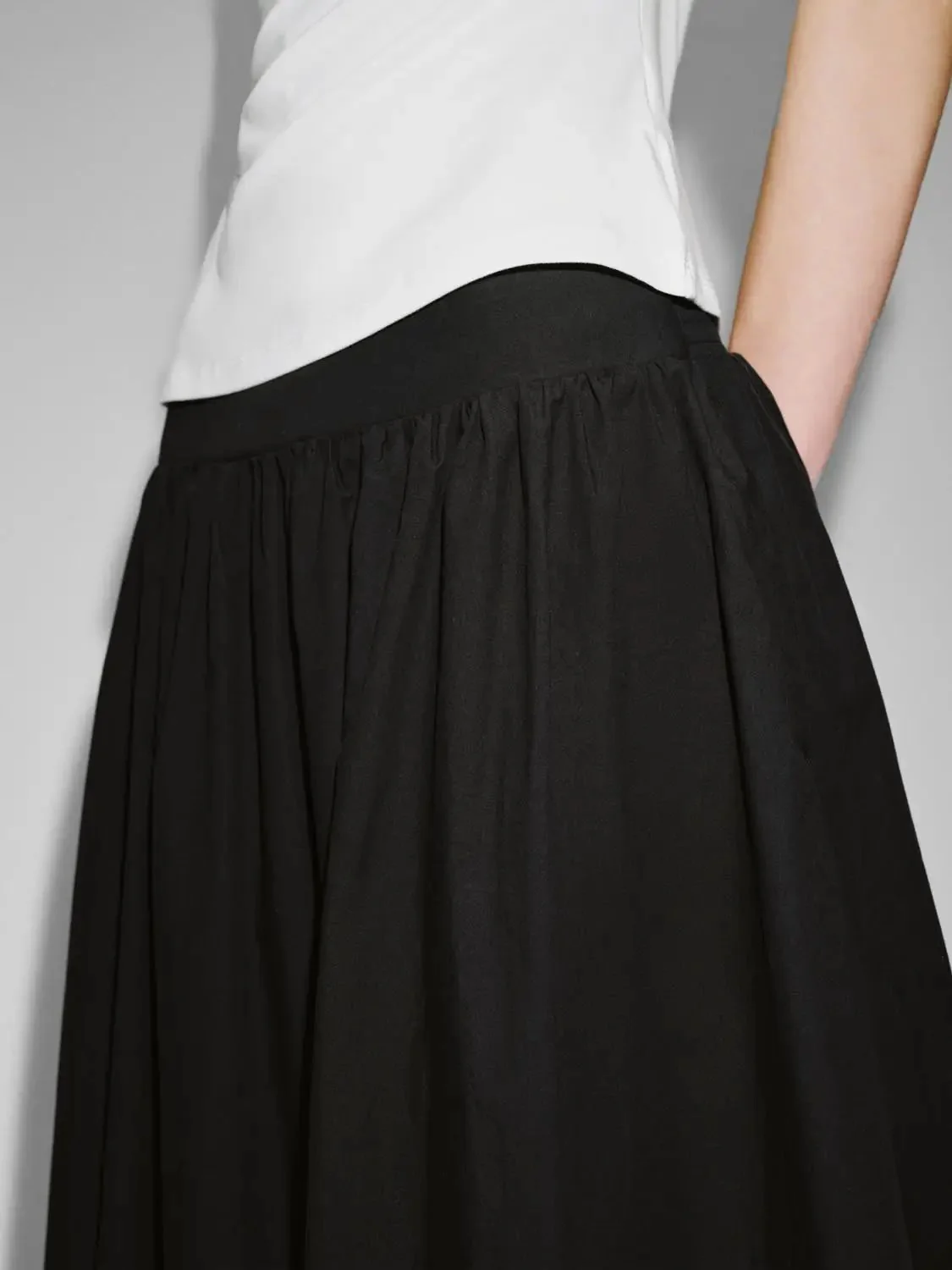 15564-pull-on-a-line-midi-skirts-5.webp Pull On A-Line Midi Skirts