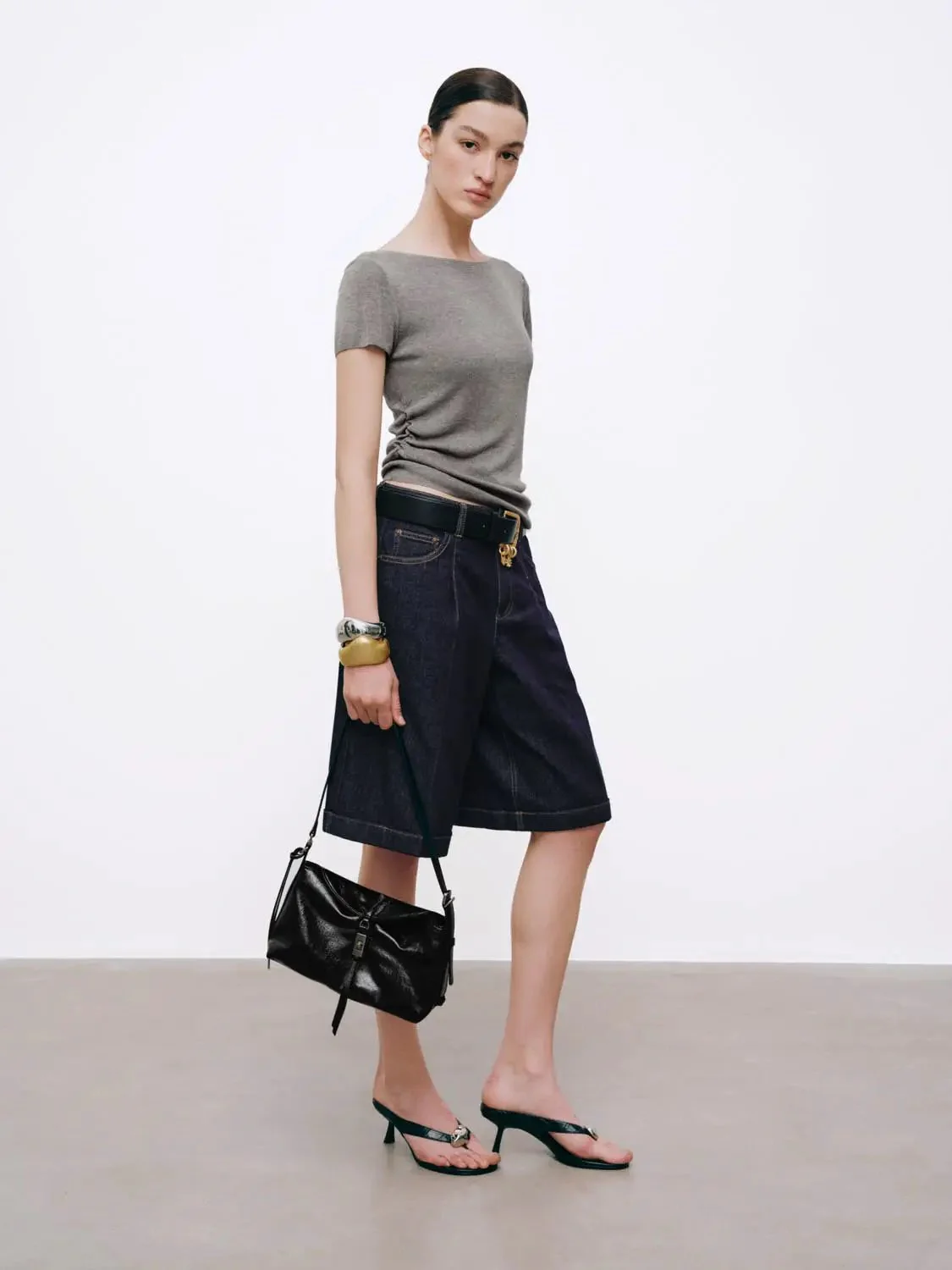 1560-boat-neck-ruched-knitted-t-shirts-13.webp Boat Neck Ruched Knitted T-Shirts