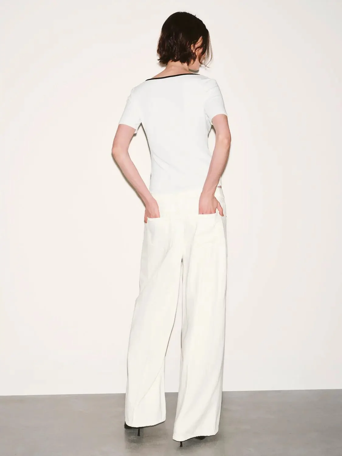 15618-contrast-trim-skinny-cotton-viscose-blend-t-shirt-6.webp Contrast Trim Skinny Cotton Viscose Blend T Shirt