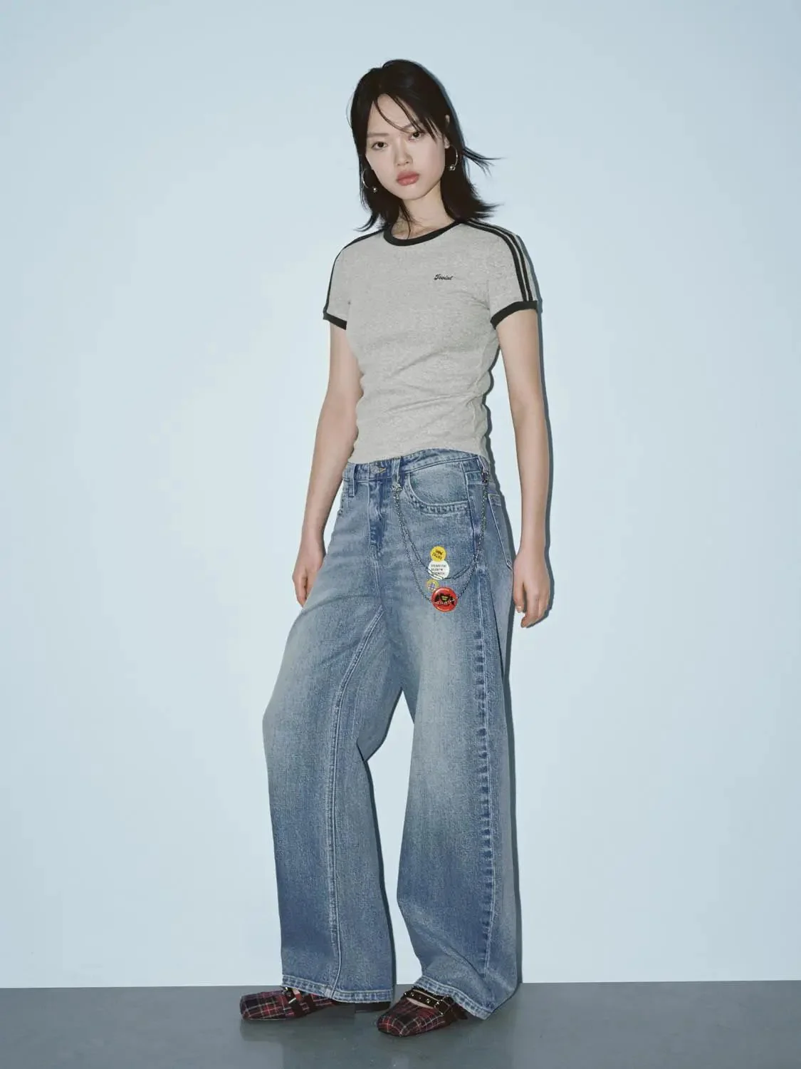 15668-contrast-trim-cotton-fit-nipped-waist-shirt-13.webp Contrast Trim Cotton Fit Nipped Waist Shirt
