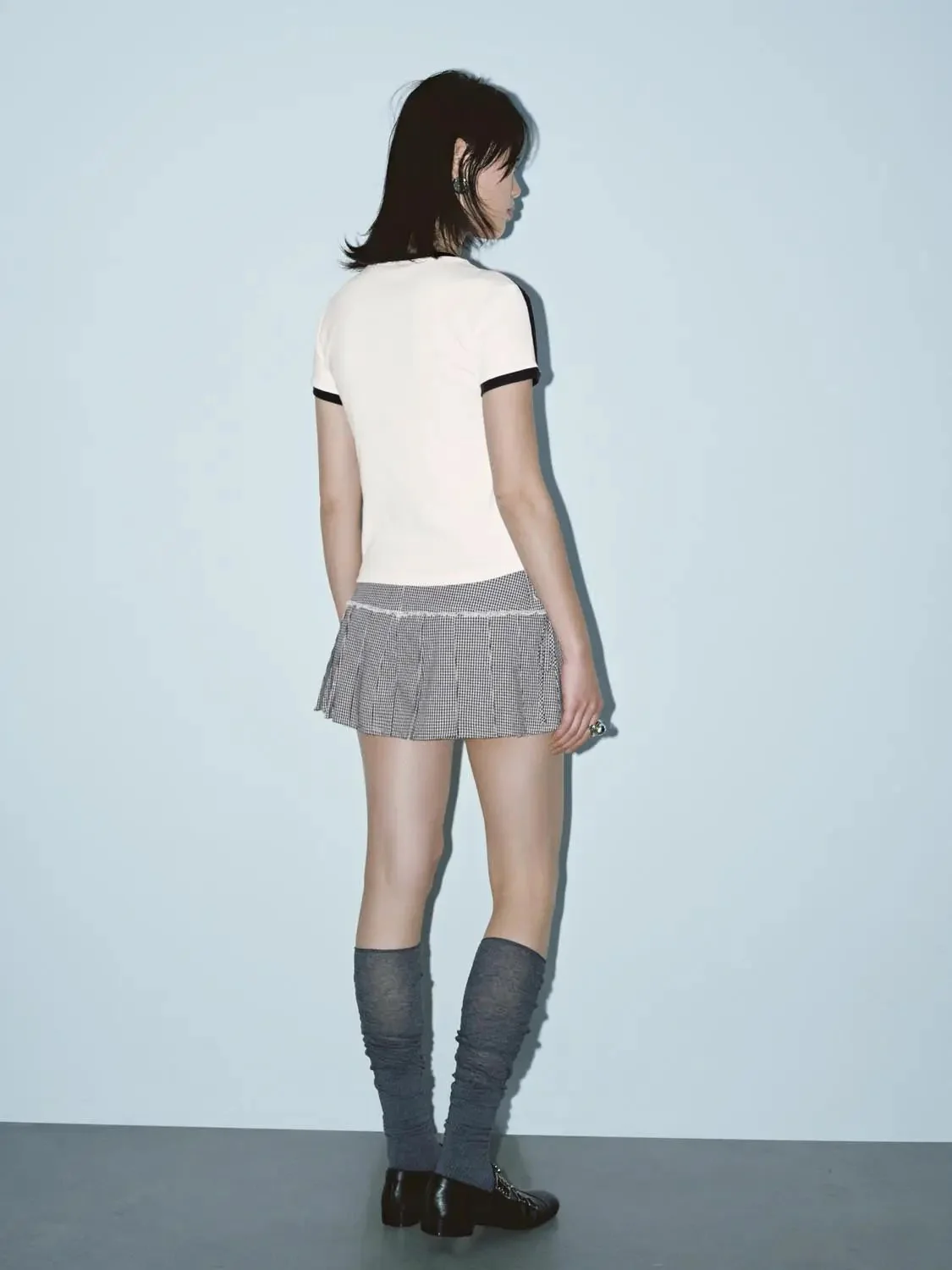 15668-contrast-trim-cotton-fit-nipped-waist-shirt-30.webp Contrast Trim Cotton Fit Nipped Waist Shirt