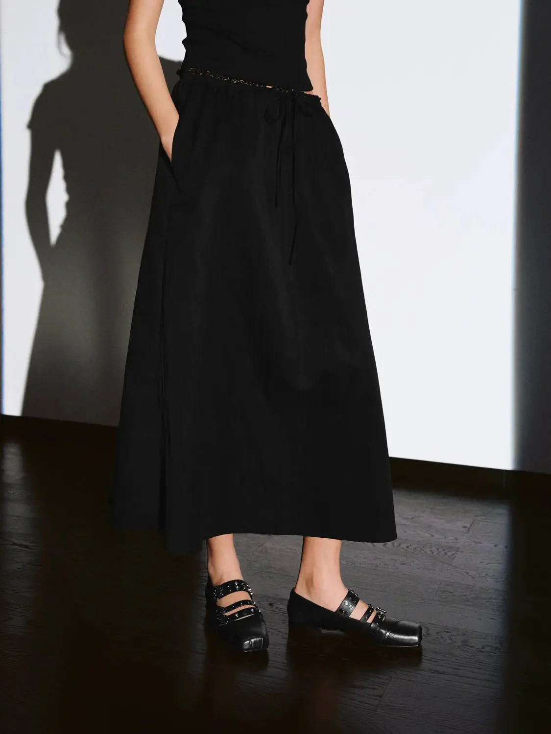 15689-drawstring-a-line-lined-woven-midi-skirt-5.webp Drawstring A-Line Lined Woven Midi Skirt