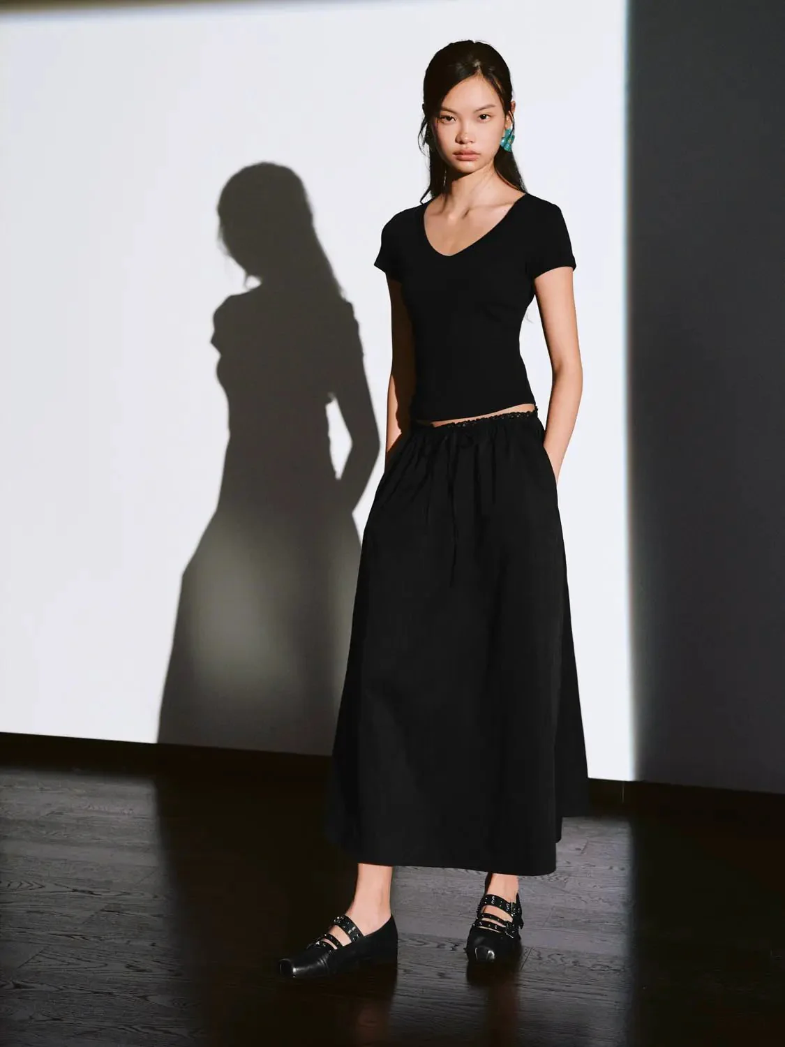 15689-drawstring-a-line-lined-woven-midi-skirt-9.webp Drawstring A-Line Lined Woven Midi Skirt