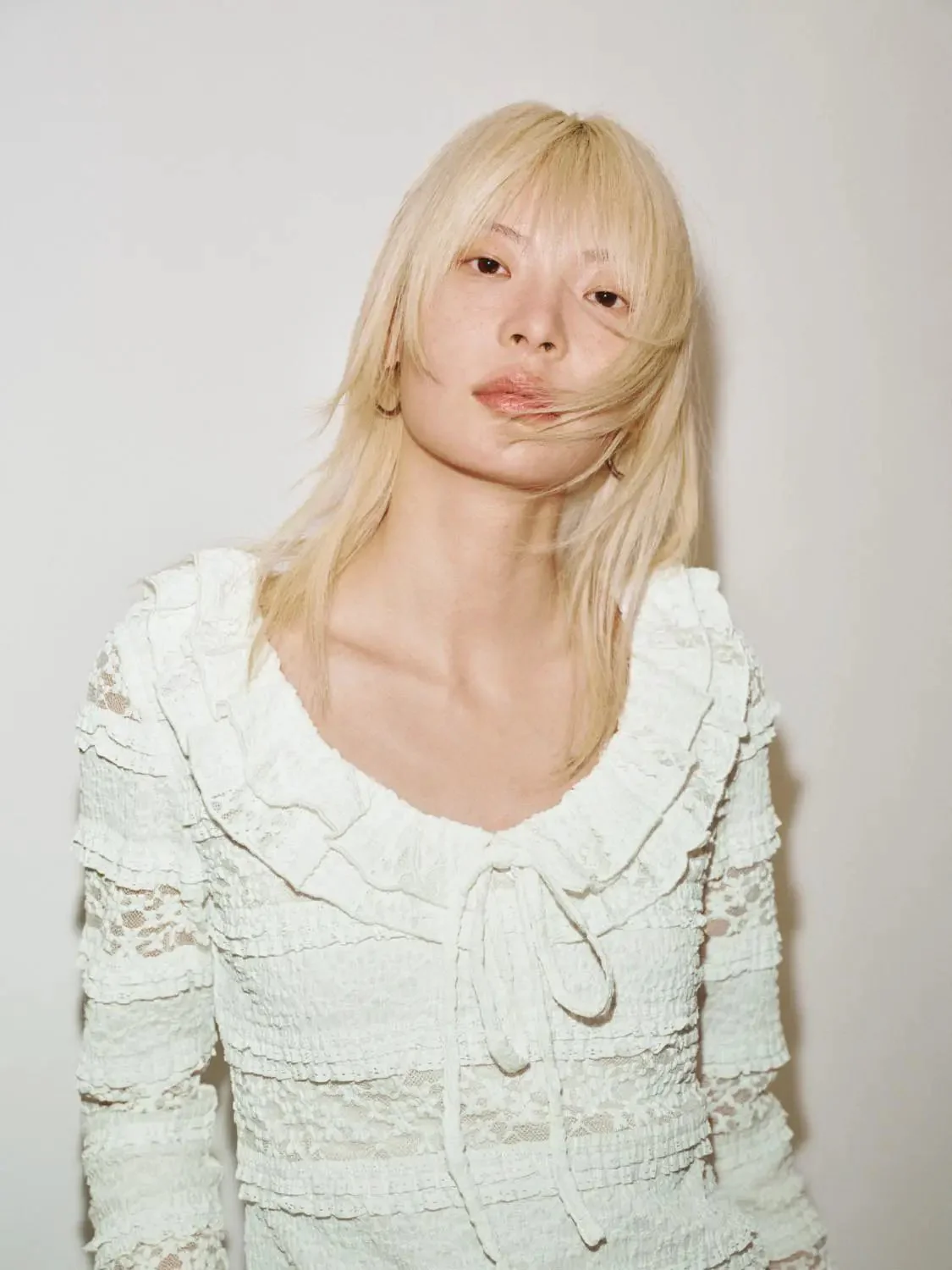 White Ruffle Collar Lace Long Sleeve T Shirt