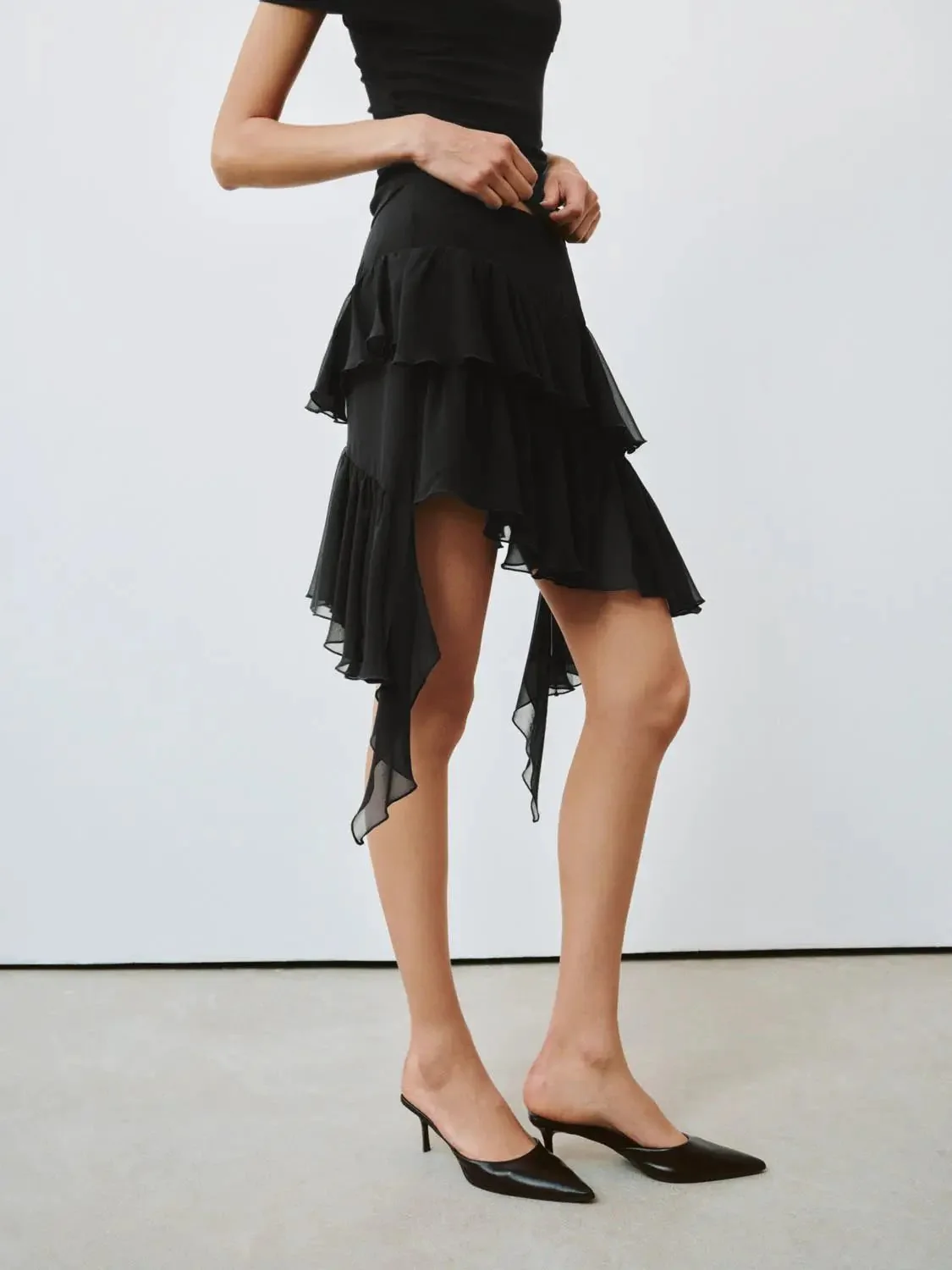 1578-soft-fabric-ruffle-tiered-asymmetric-midi-skirt-11.webp Soft Fabric Ruffle Tiered Asymmetric Midi Skirt