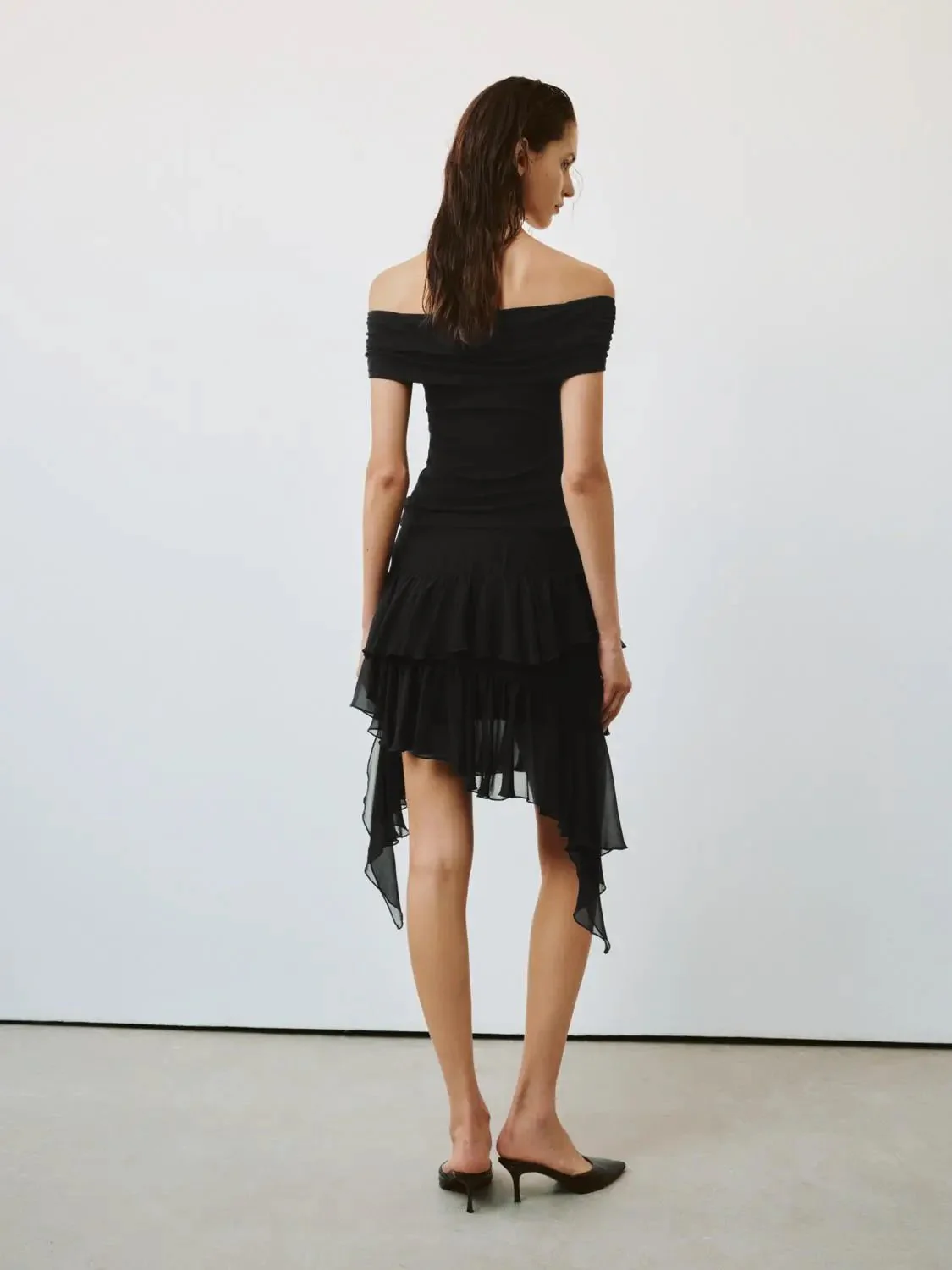 1578-soft-fabric-ruffle-tiered-asymmetric-midi-skirt-12.webp Soft Fabric Ruffle Tiered Asymmetric Midi Skirt