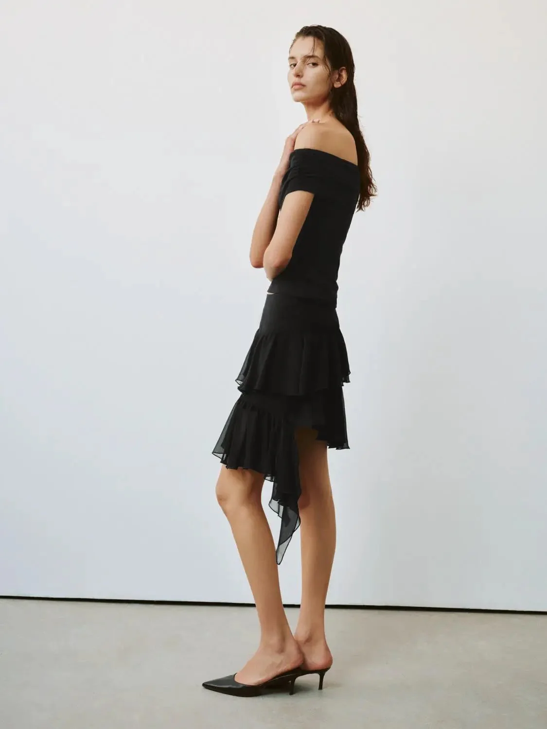 1578-soft-fabric-ruffle-tiered-asymmetric-midi-skirt-14.webp Soft Fabric Ruffle Tiered Asymmetric Midi Skirt