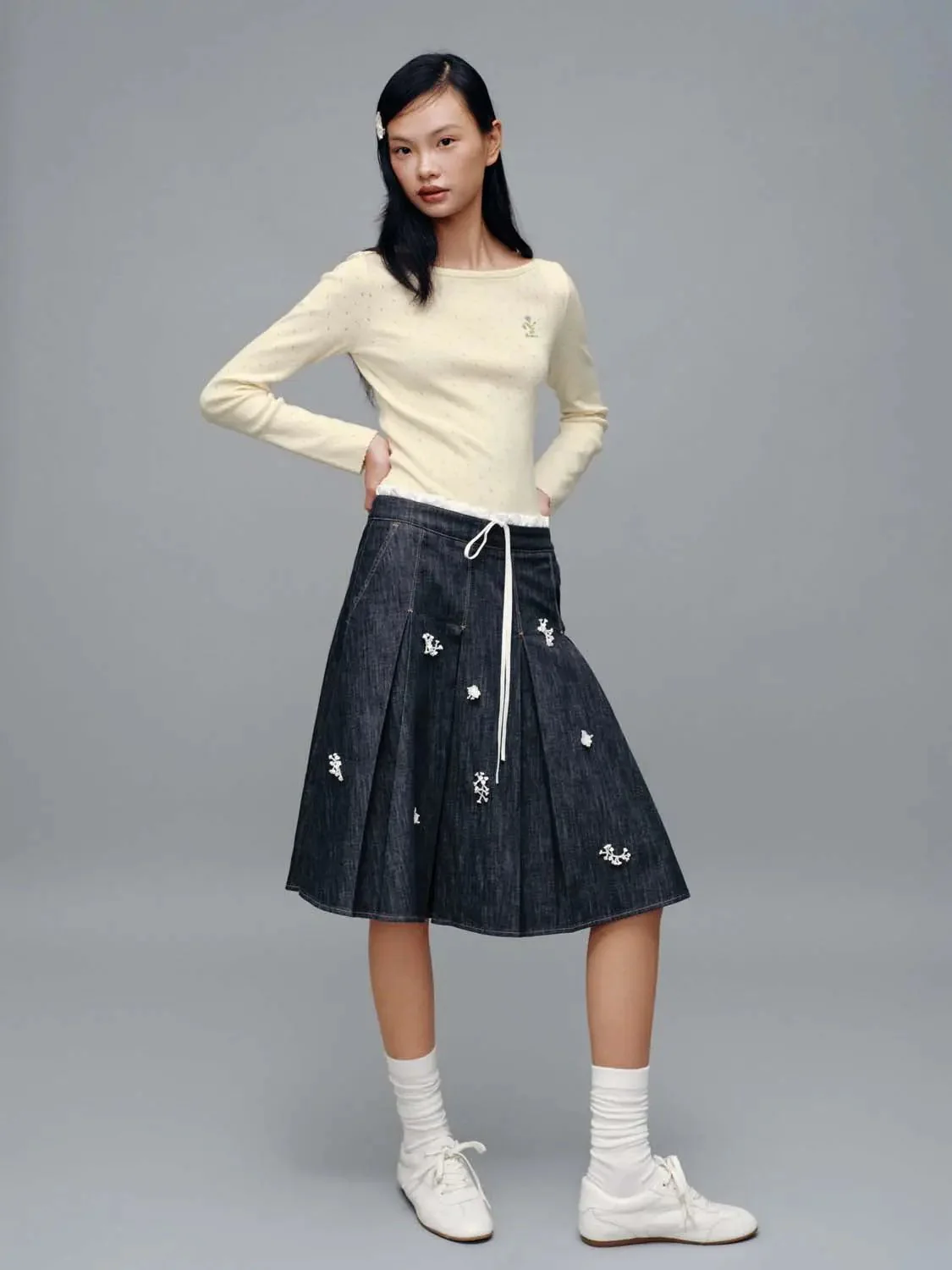 15857-boat-neck-skinny-fit-long-sleeve-knitted-t-shirts-4.webp Boat Neck Skinny Fit Long Sleeve Knitted T-Shirts