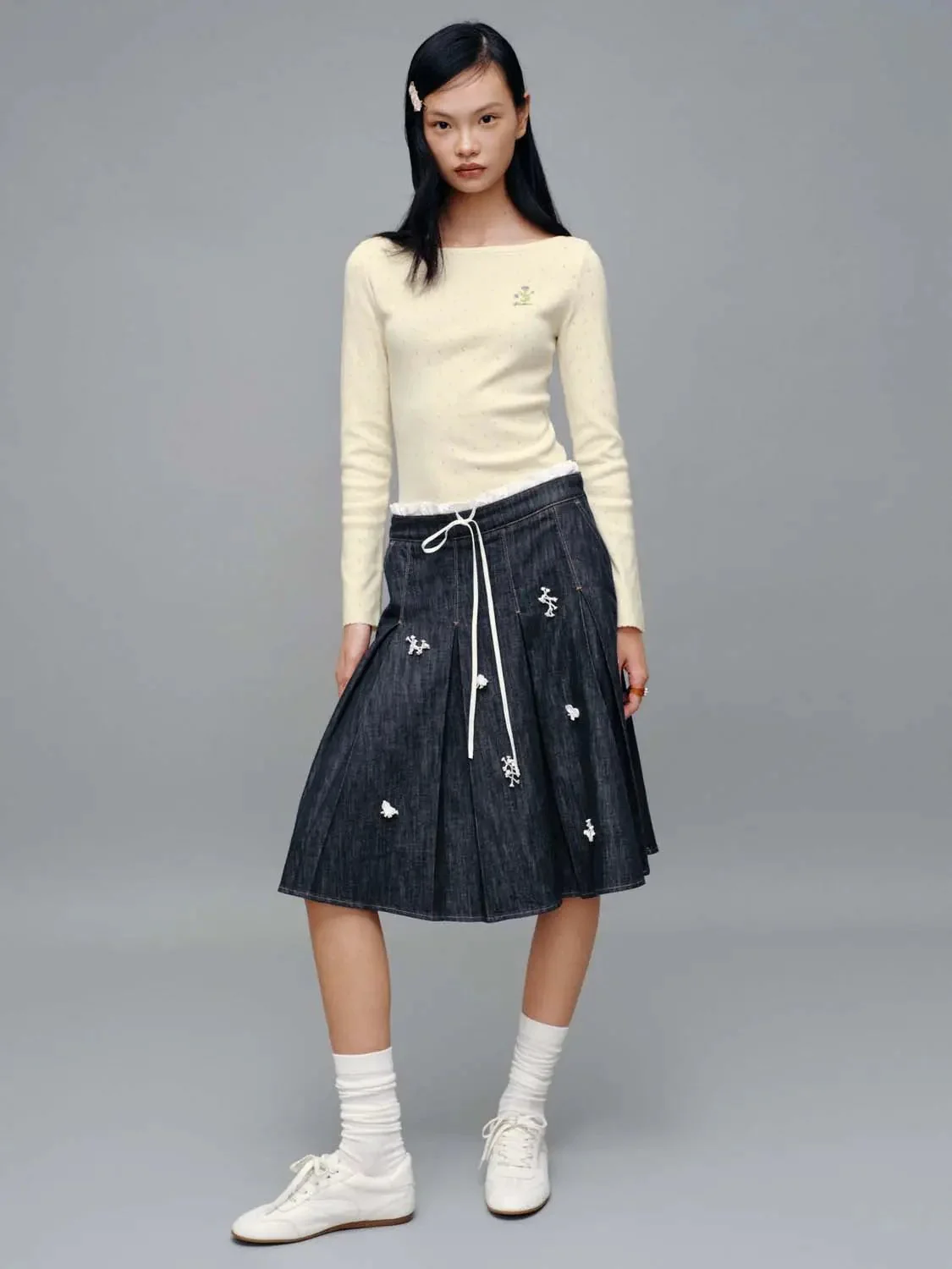 15857-boat-neck-skinny-fit-long-sleeve-knitted-t-shirts-5.webp Boat Neck Skinny Fit Long Sleeve Knitted T-Shirts