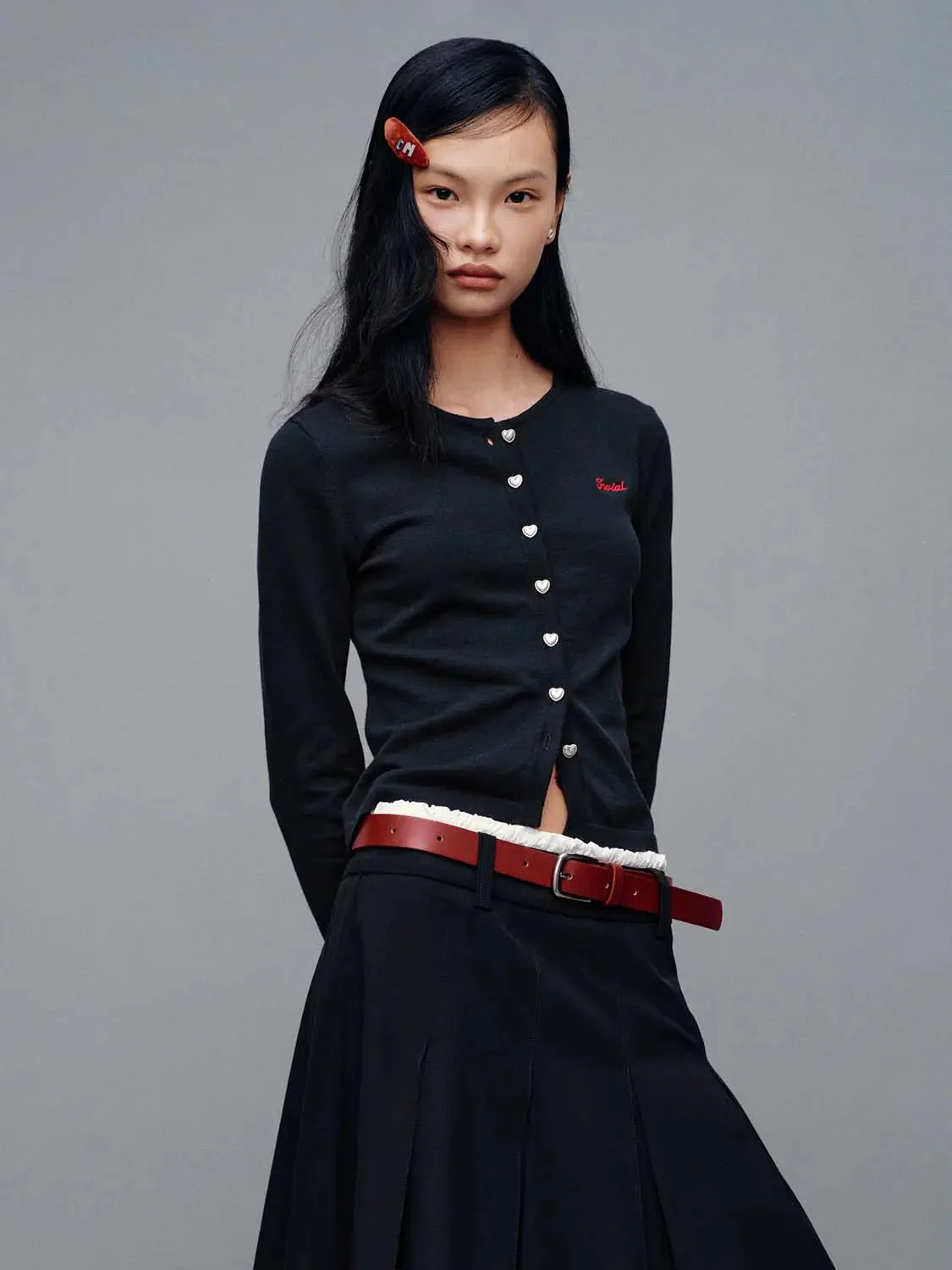 15870-crew-neck-embroidered-knitted-cardigans-12.webp Crew Neck Embroidered Knitted Cardigans