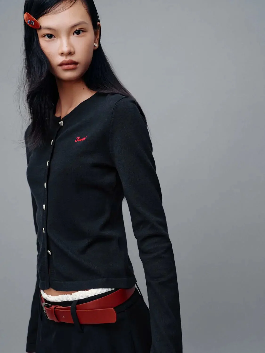15870-crew-neck-embroidered-knitted-cardigans-2.webp Crew Neck Embroidered Knitted Cardigans