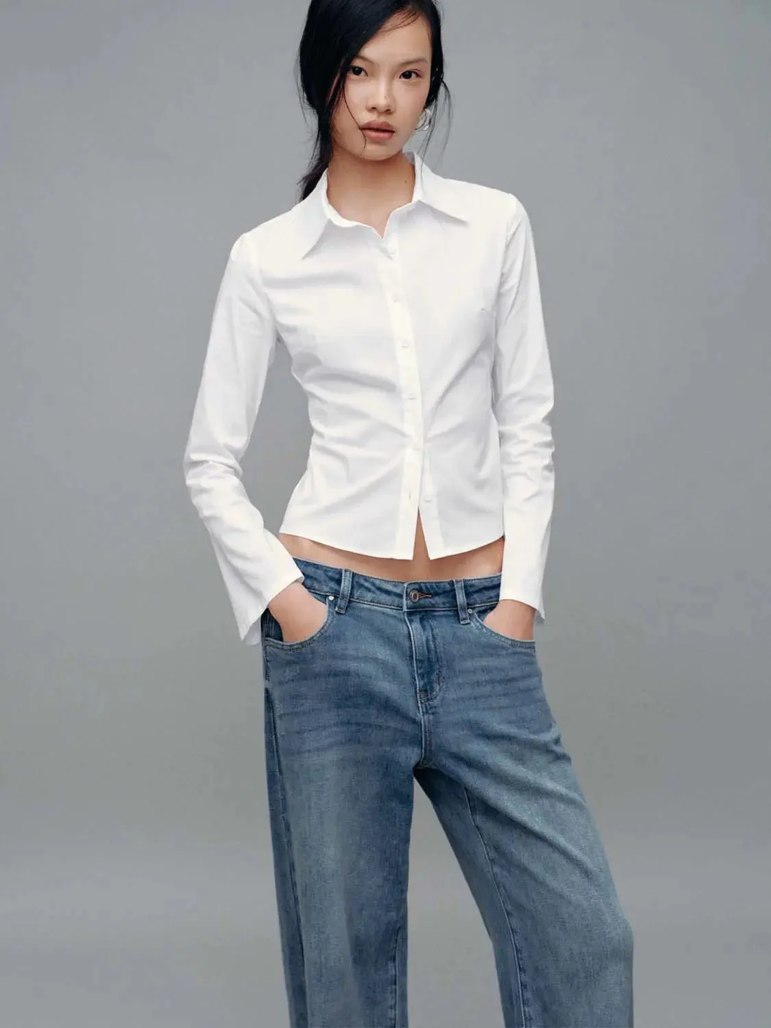 15915-flare-sleeve-cropped-nipped-waist-ruched-shirts-2.webp Flare Sleeve Cropped Nipped Waist Ruched Shirts