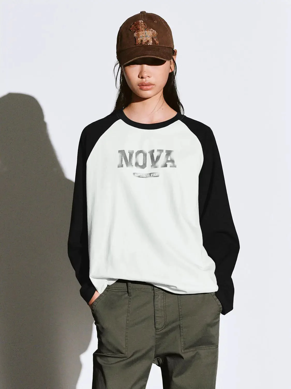 15959-cotton-printed-contrast-raglan-long-sleeve-t-shirt-9.webp Cotton Printed Contrast Raglan Long Sleeve T Shirt