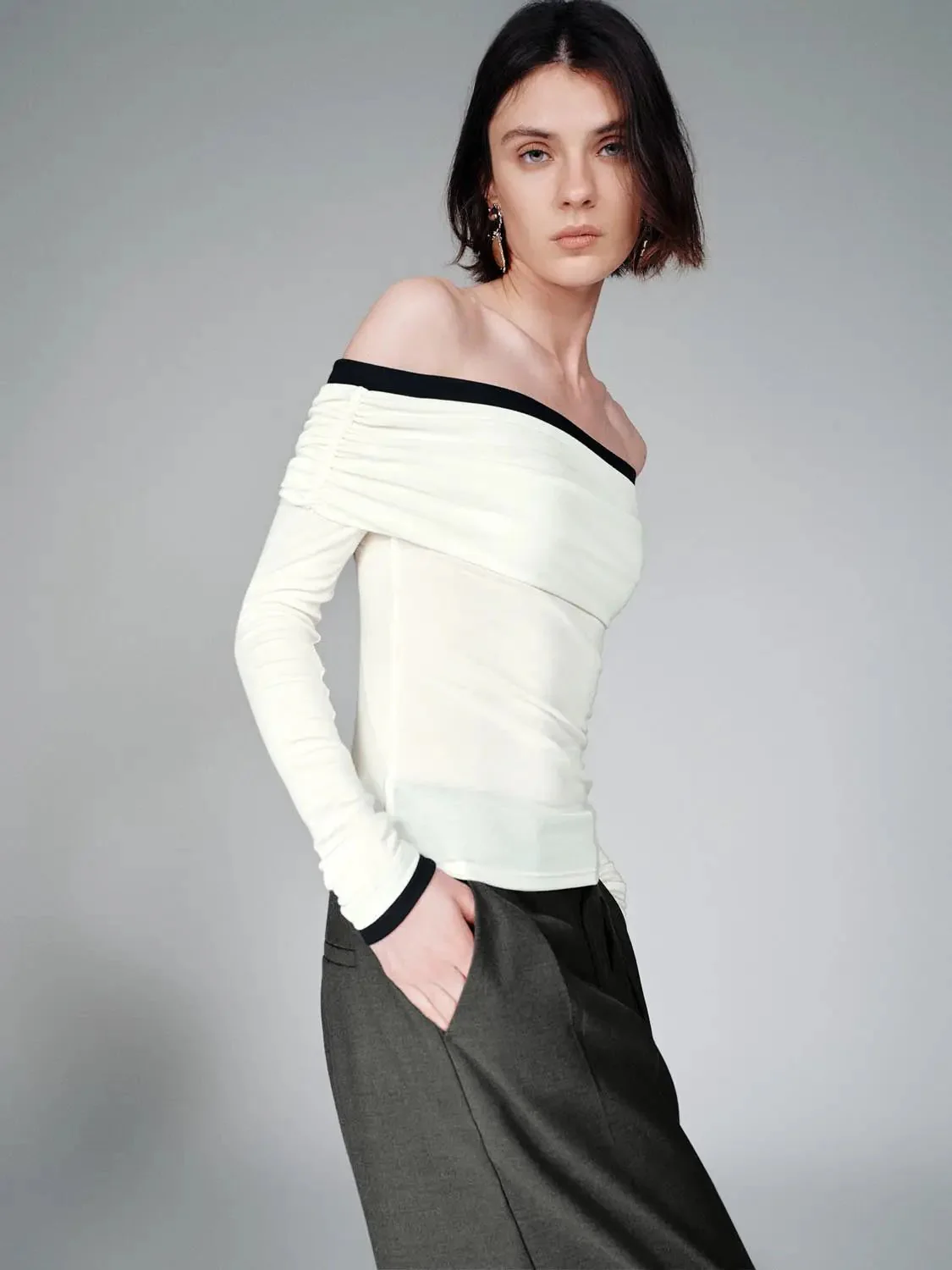 15986-lyocell-wool-off-shoulder-long-sleeve-top-2.webp Lyocell Wool Off Shoulder Long Sleeve Top
