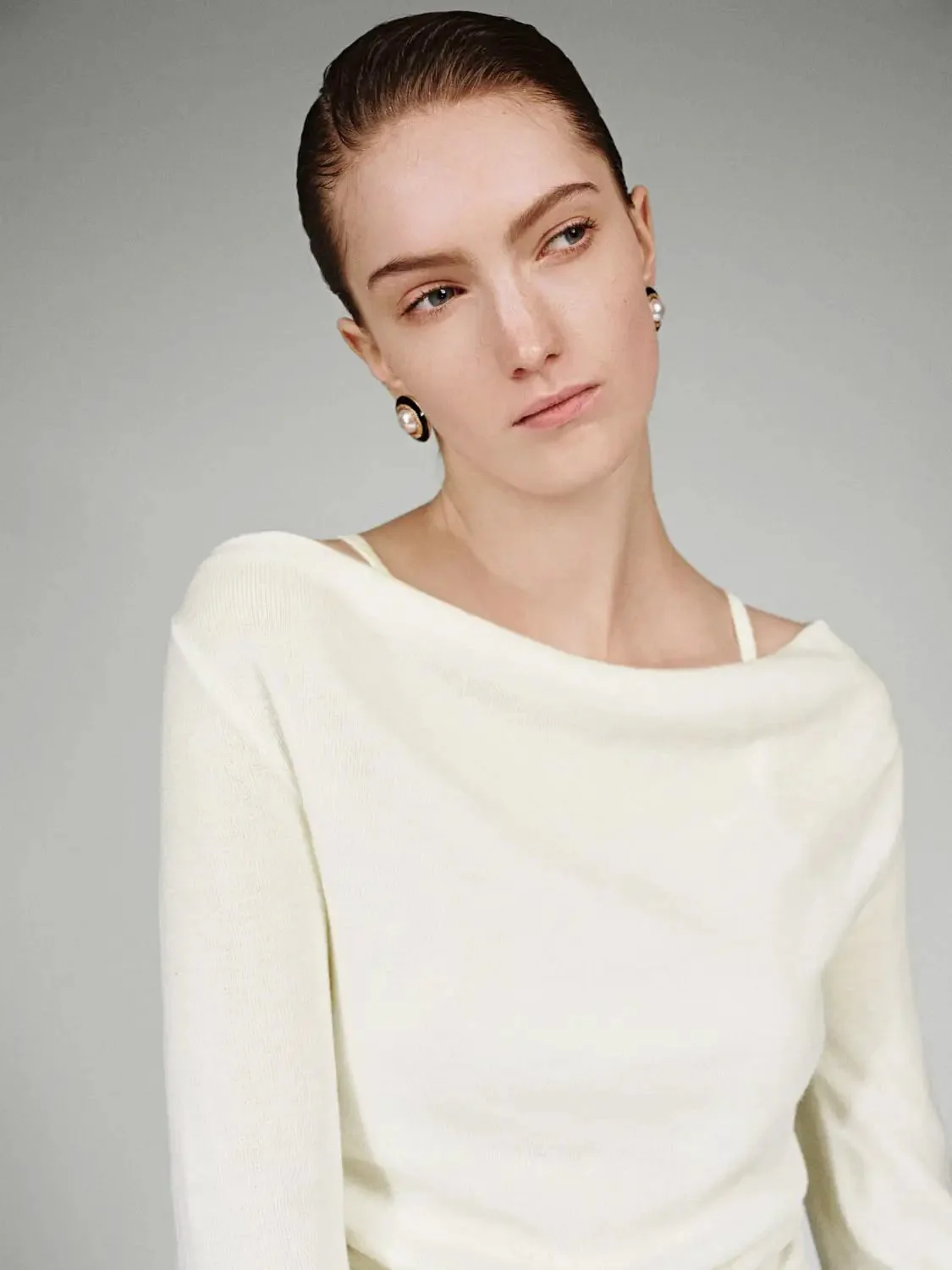 16029-off-shoulder-strappy-long-sleeve-knitted-t-shirts-3.webp Off Shoulder Strappy Long Sleeve Knitted T-Shirts