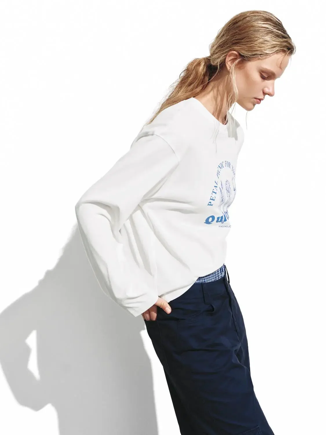 16053-cotton-graphic-print-long-sleeve-blue-lettering-t-shirt-2.webp Cotton Graphic Print Long Sleeve Blue Lettering T Shirt
