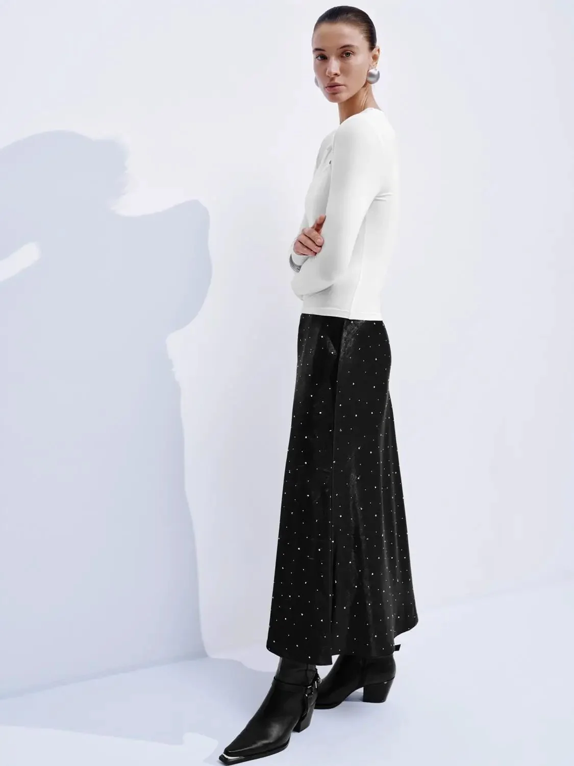 16059-viscose-blend-cut-out-long-sleeve-t-shirts-13.webp Viscose Blend Cut Out Long Sleeve T-Shirts