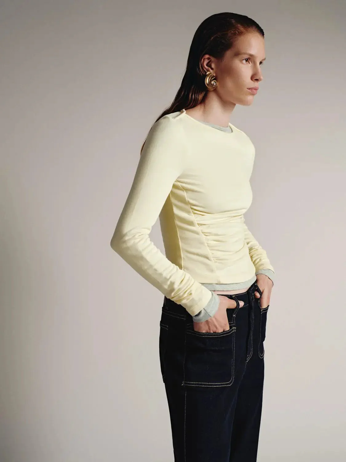 16068-elegant-ruched-long-sleeve-flare-knit-top-10.webp Elegant Ruched Long Sleeve Flare Knit Top