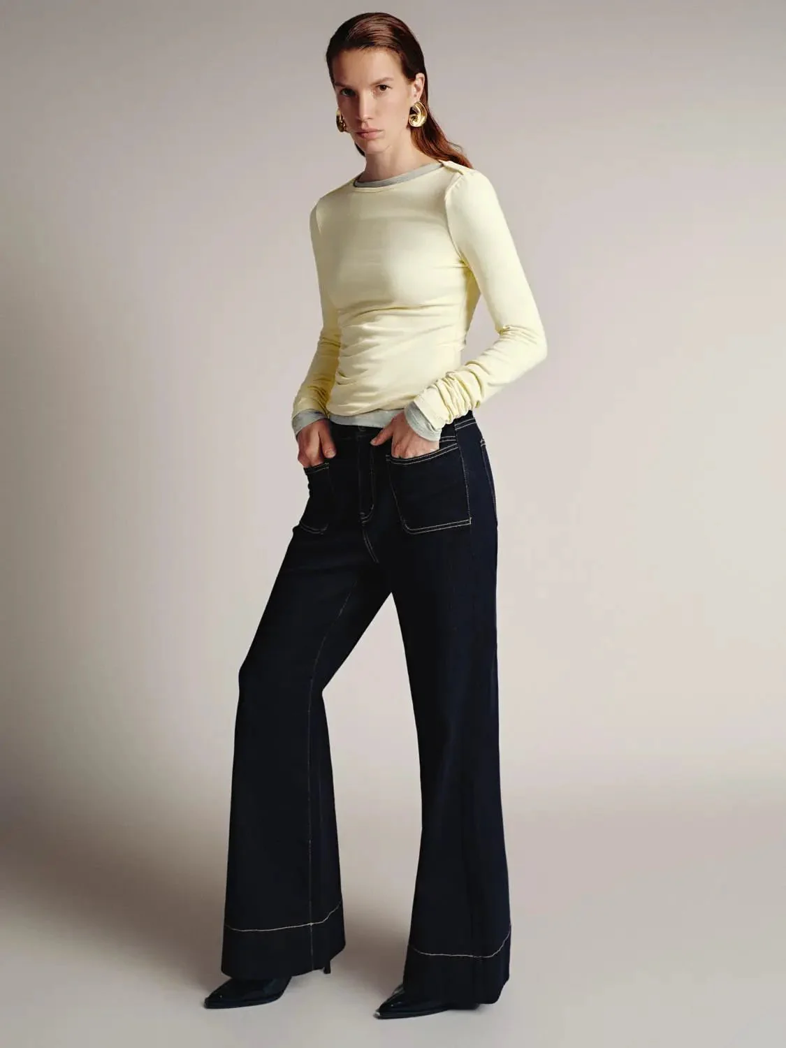 16068-elegant-ruched-long-sleeve-flare-knit-top-12.webp Elegant Ruched Long Sleeve Flare Knit Top