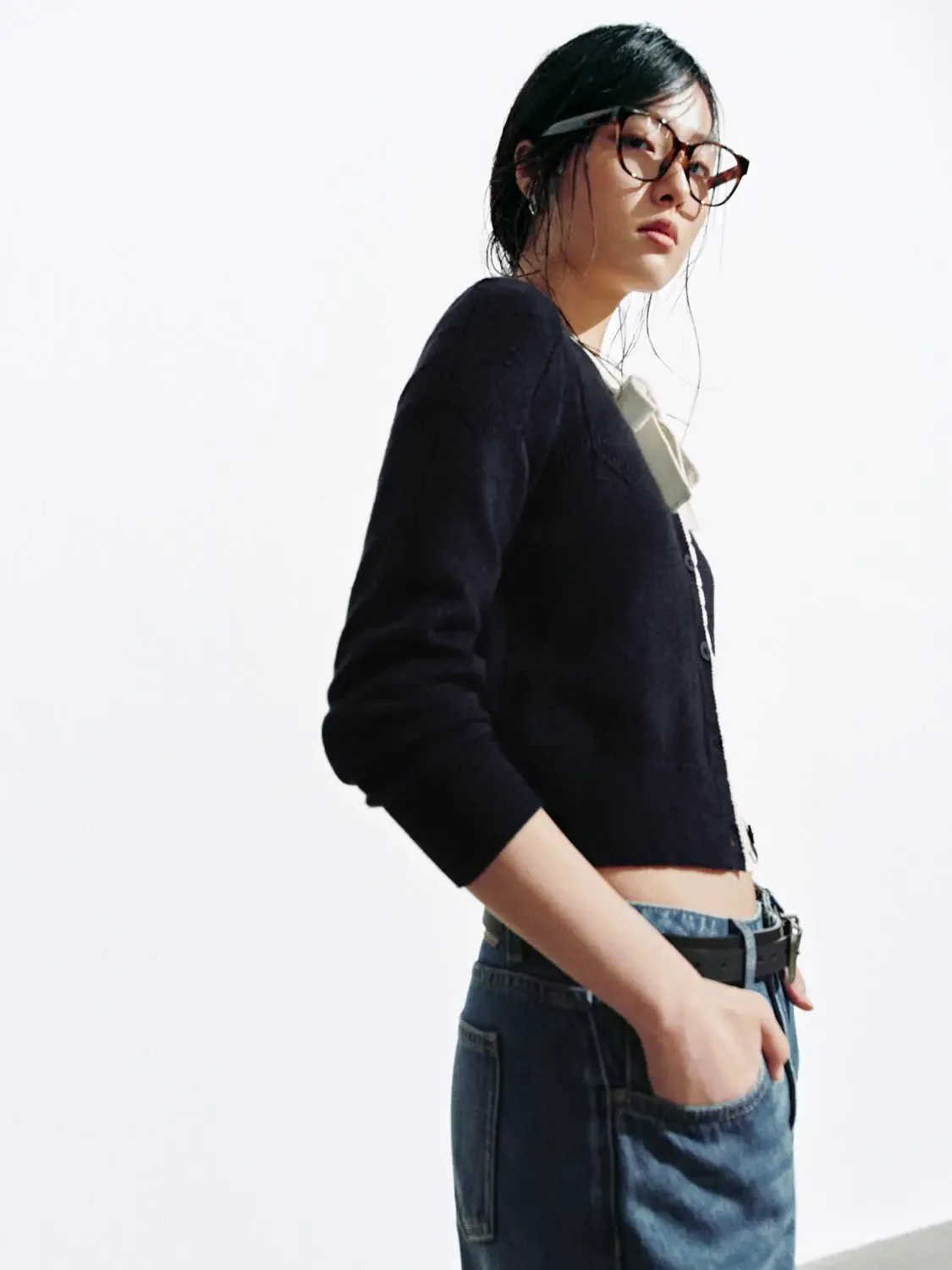 16129-contrast-tie-neck-knitted-cardigans-10.webp Contrast Tie Neck Knitted Cardigans