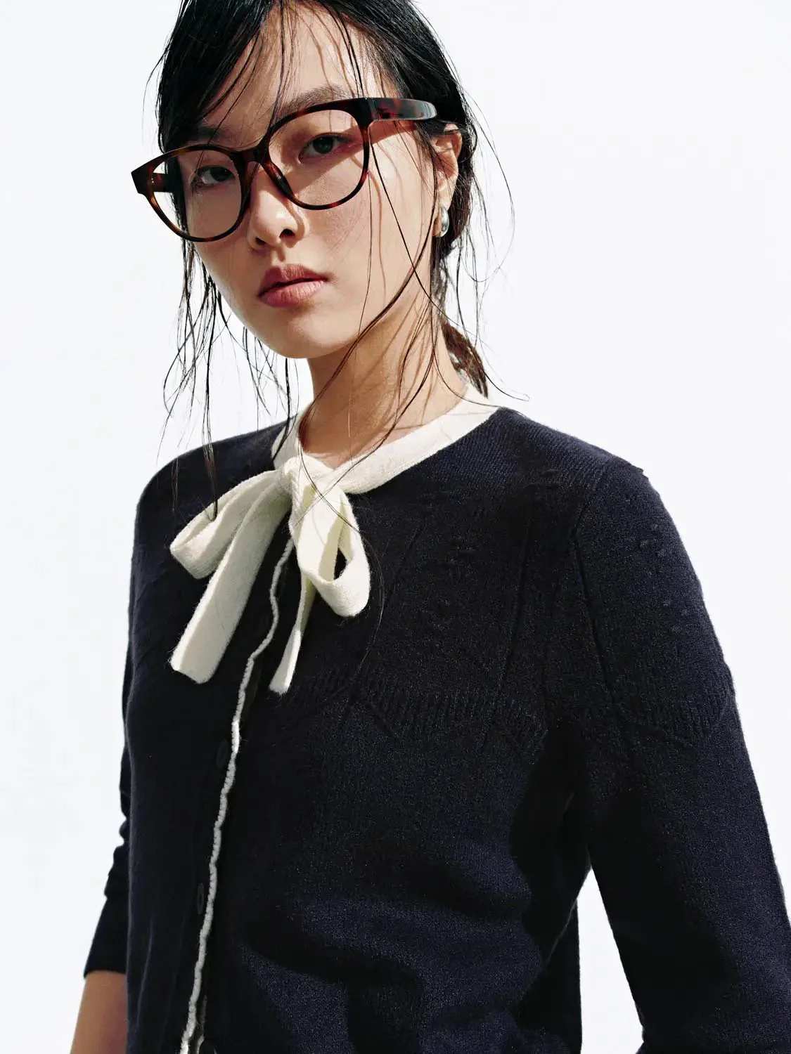 16129-contrast-tie-neck-knitted-cardigans-11.webp Contrast Tie Neck Knitted Cardigans