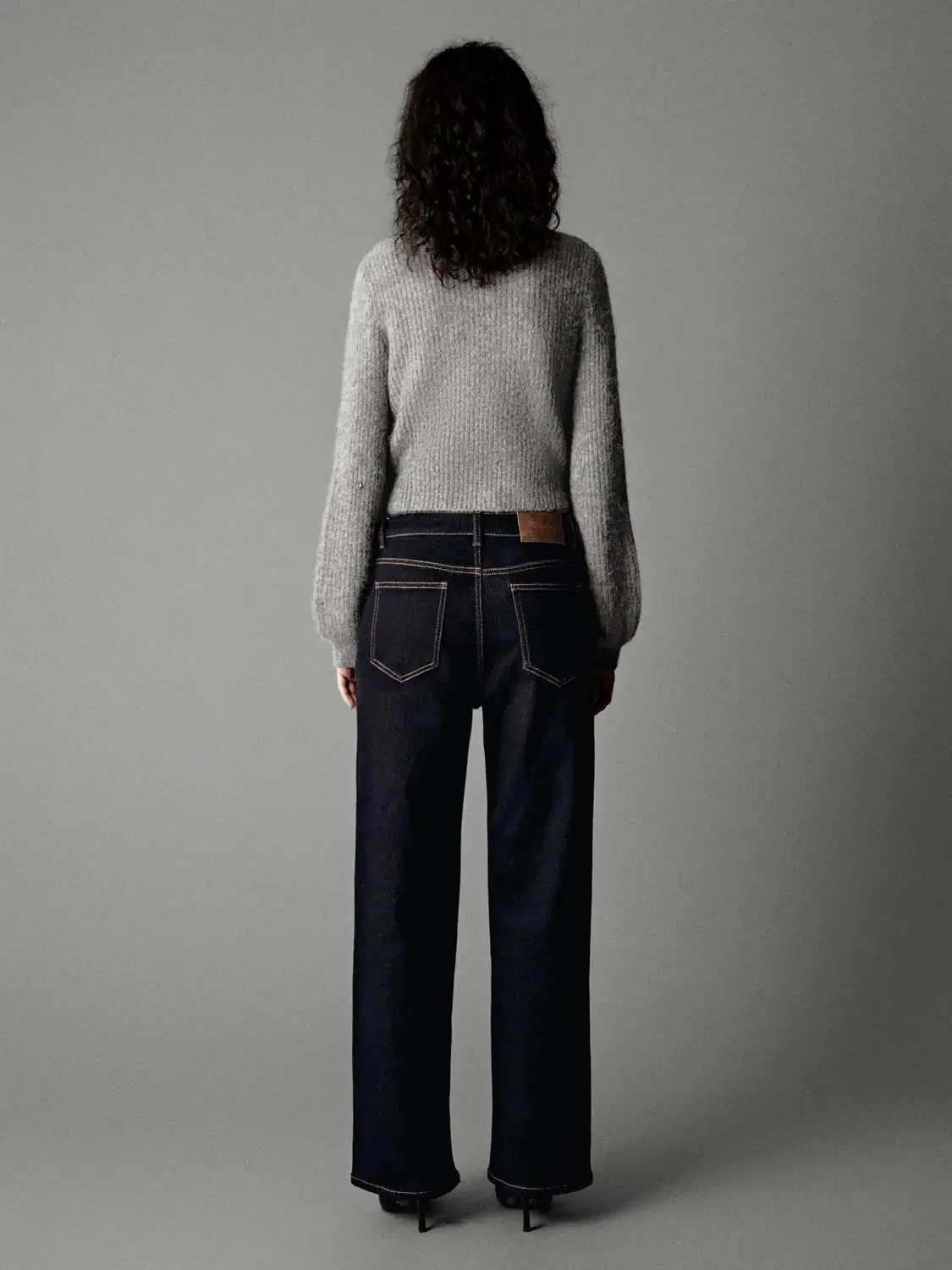 16161-twist-front-long-sleeve-knitted-t-shirts-14.webp Twist Front Long Sleeve Knitted T-Shirts