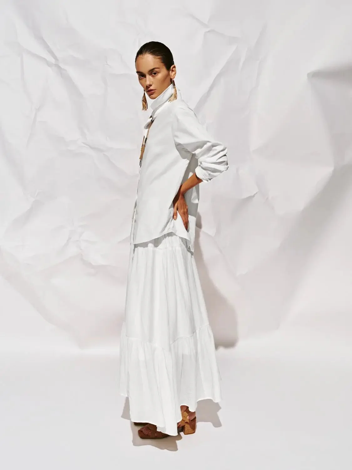 16183-crisp-white-button-up-minimalist-loose-fit-shirt-5.webp Crisp White Button Up Minimalist Loose Fit Shirt