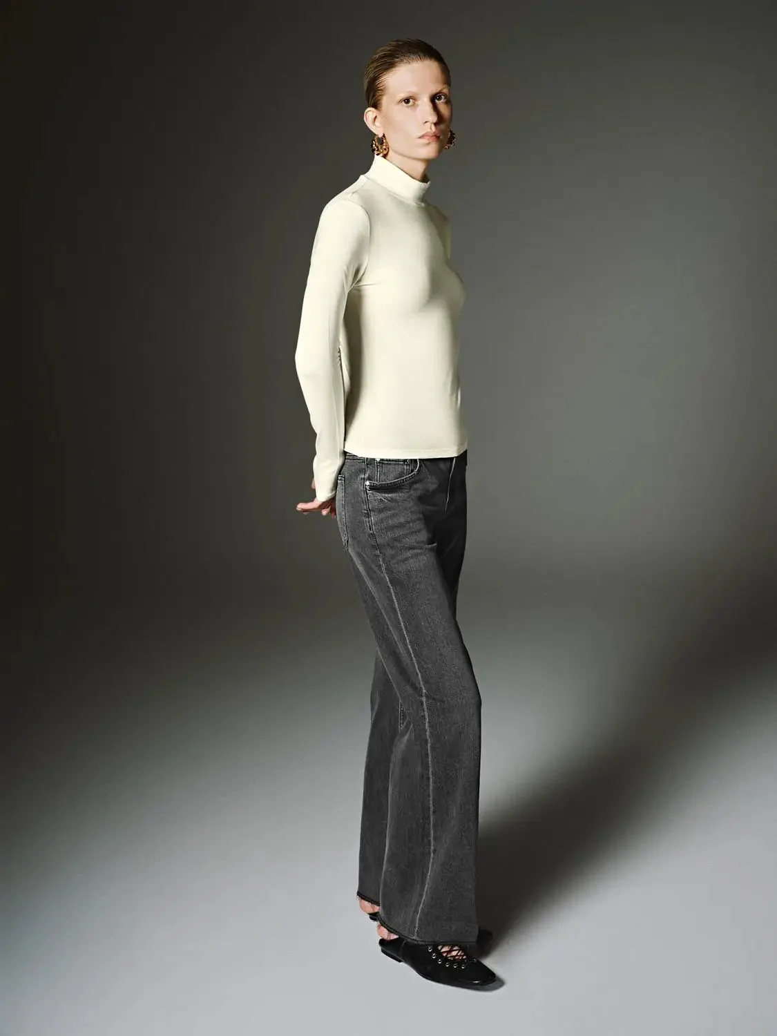 16202-classic-high-neck-wool-blend-long-sleeve-tshirts-21.webp Classic High Neck Wool Blend Long Sleeve TShirts