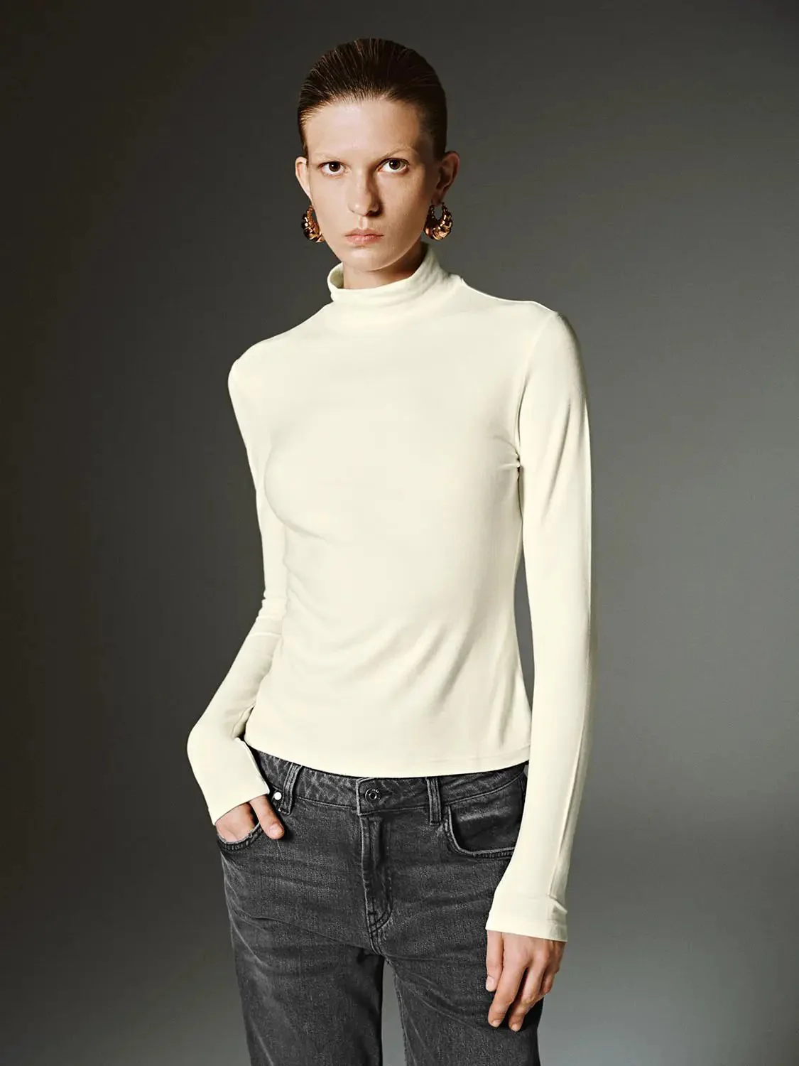 16202-classic-high-neck-wool-blend-long-sleeve-tshirts-27.webp Classic High Neck Wool Blend Long Sleeve TShirts