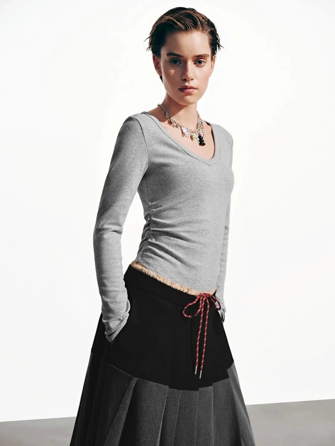16246-cinch-waist-long-sleeve-cotton-blend-t-shirts-2.webp Cinch Waist Long Sleeve Cotton Blend T-Shirts