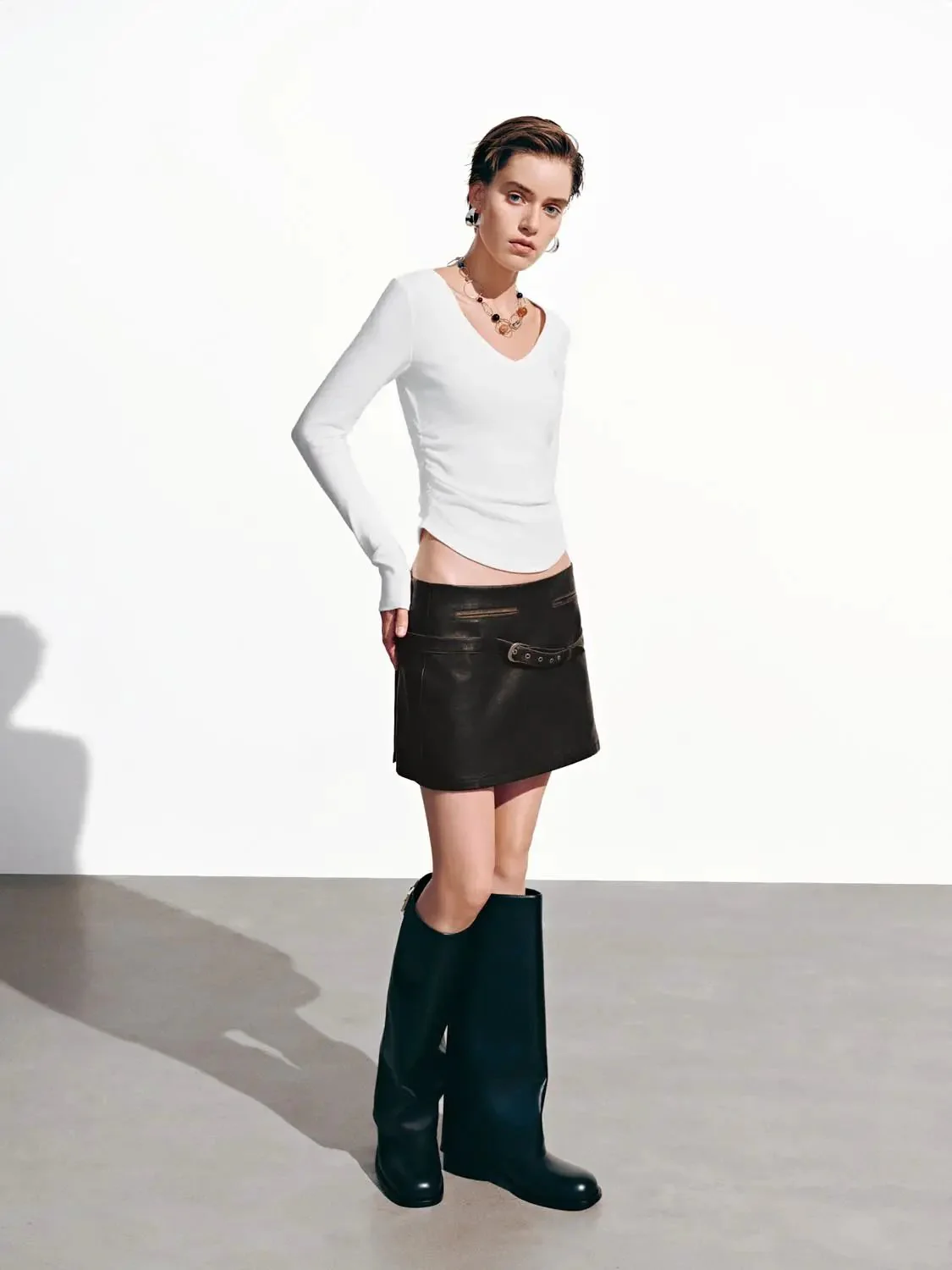 16246-cinch-waist-long-sleeve-cotton-blend-t-shirts-20.webp Cinch Waist Long Sleeve Cotton Blend T-Shirts