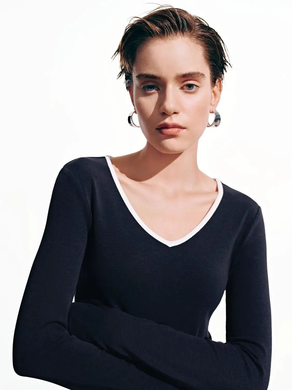 16263-contrast-trim-cotton-viscose-blend-long-sleeve-t-shirt-19.webp Contrast Trim Cotton Viscose Blend Long Sleeve T Shirt