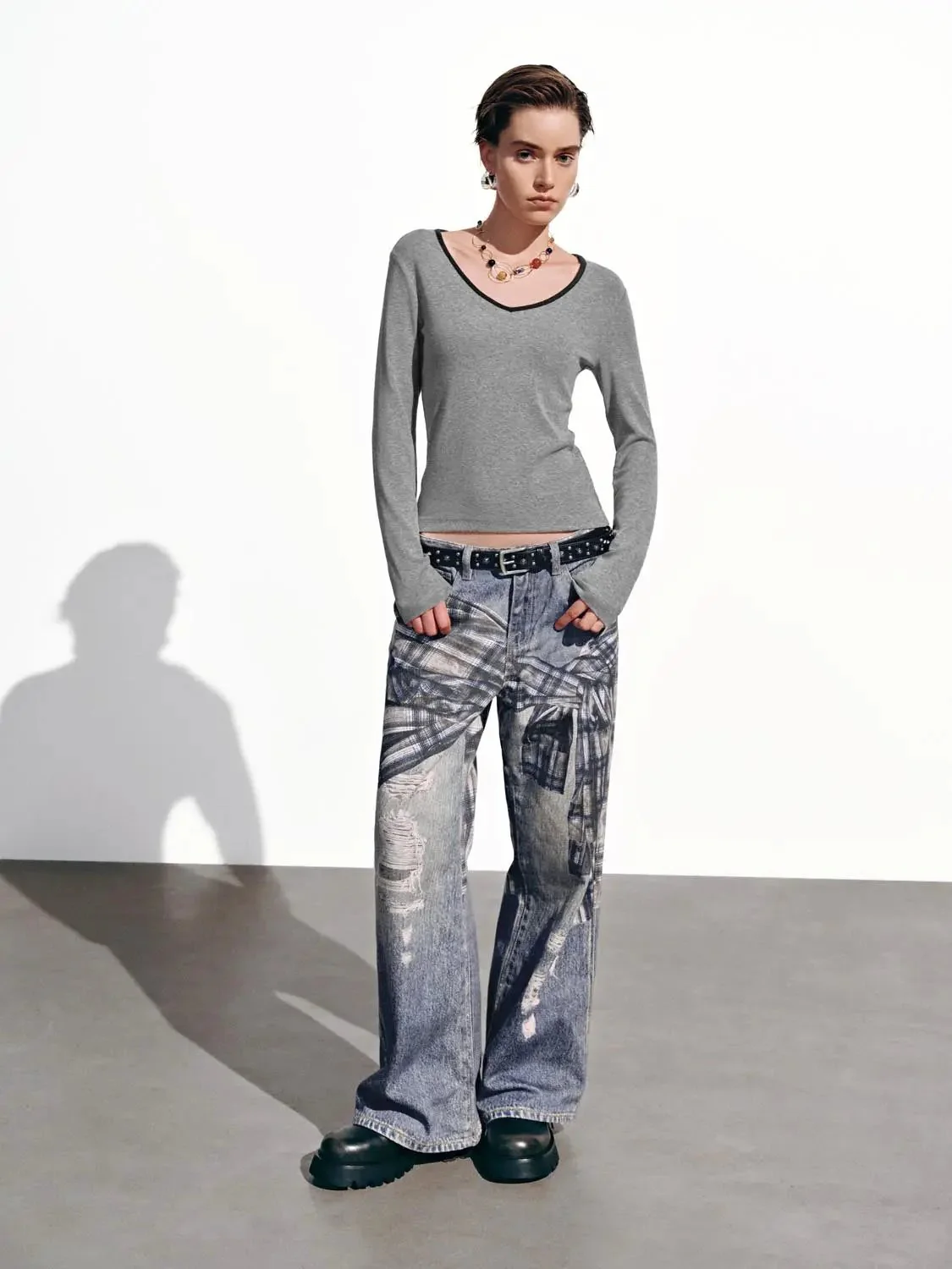 16263-contrast-trim-cotton-viscose-blend-long-sleeve-t-shirt-5.webp Contrast Trim Cotton Viscose Blend Long Sleeve T Shirt
