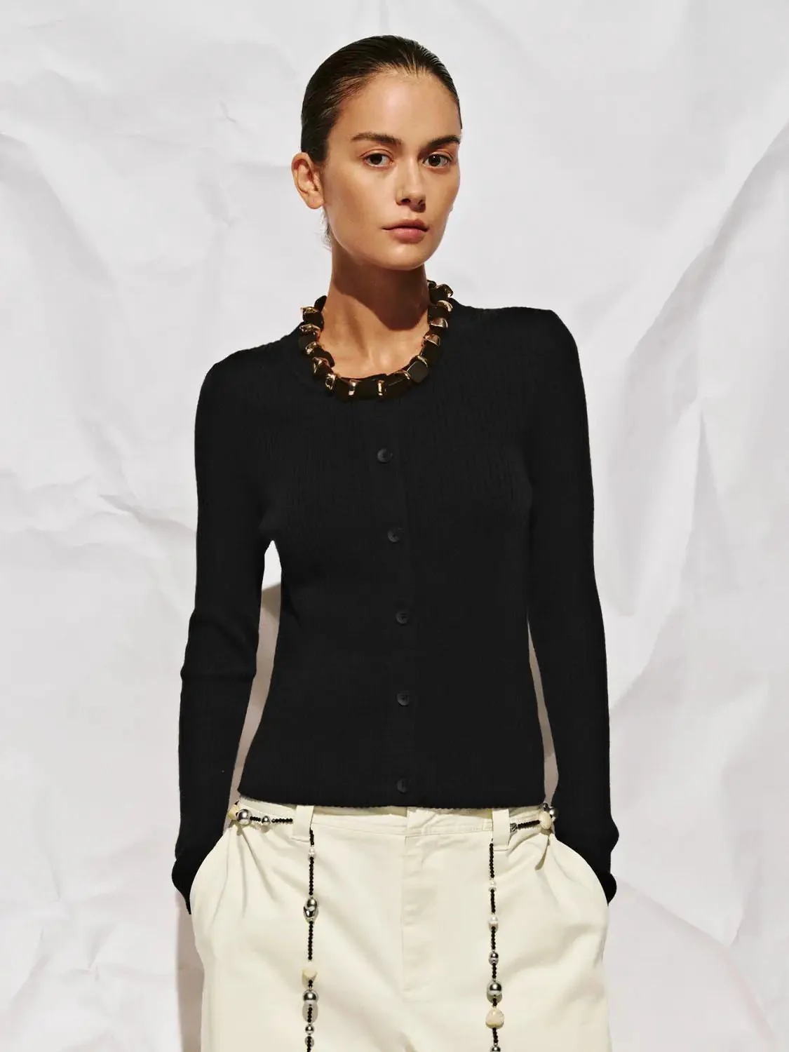 16280-crew-neck-button-up-knitted-cardigan-33.webp Crew Neck Button Up Knitted Cardigan