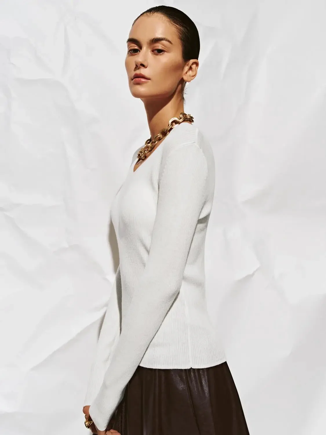 16318-long-sleeve-knitted-t-shirts-2.webp Long Sleeve Knitted T-Shirts