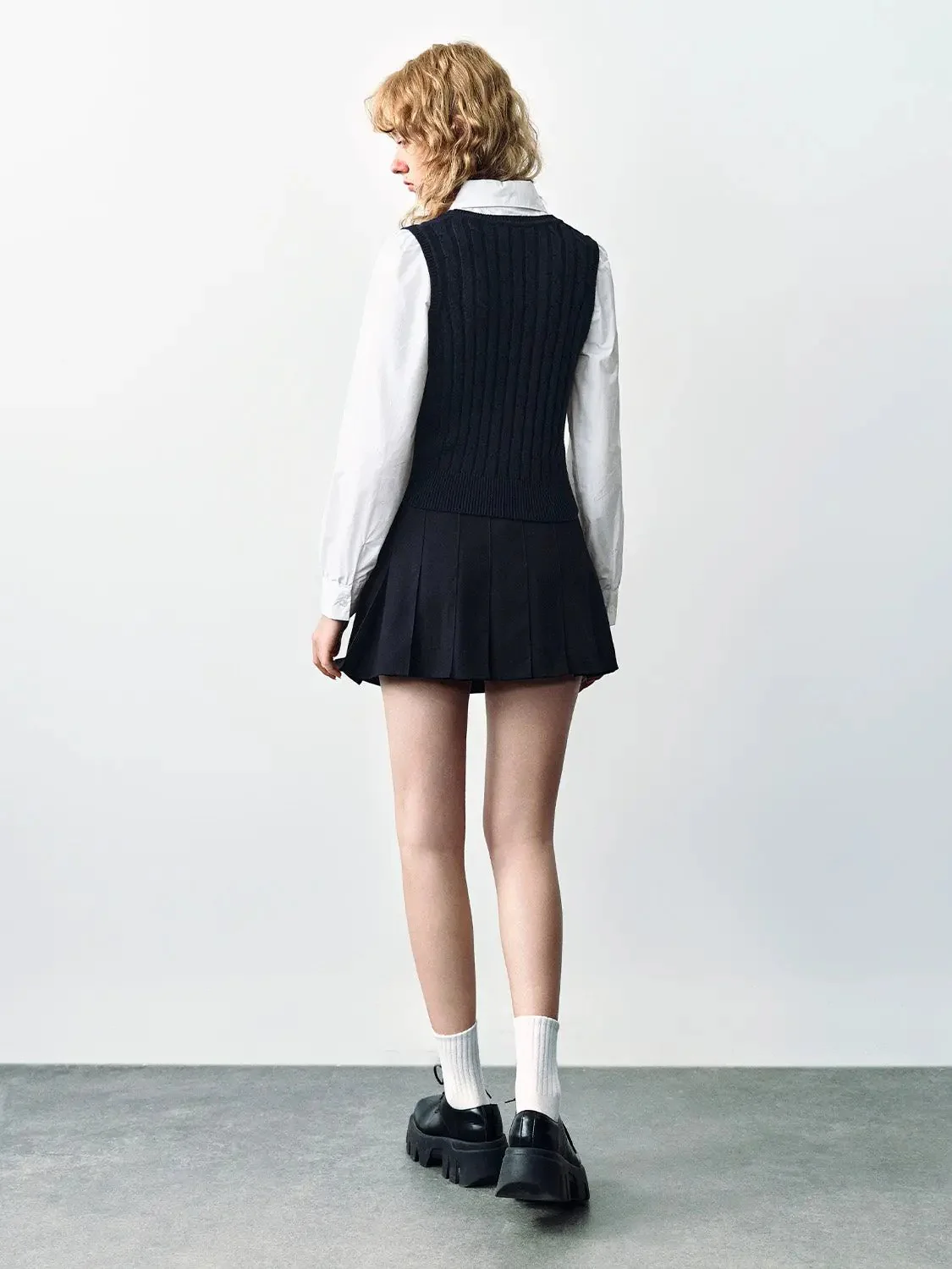 1633-pure-cotton-knit-vest-with-layered-shirt-design-vest-10.webp Pure Cotton Knit Vest With Layered Shirt Design Vest
