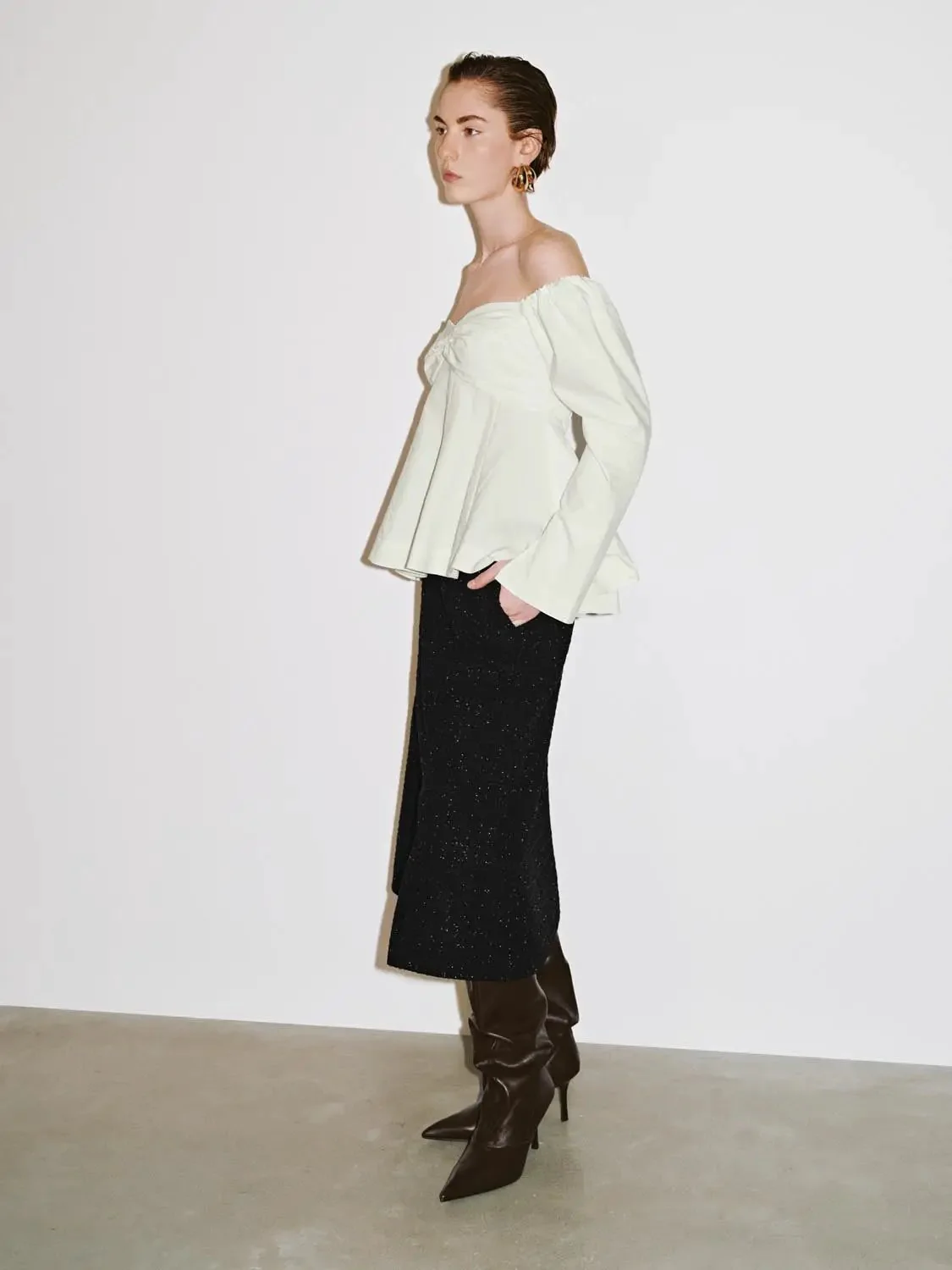 16374-off-shoulder-overhead-shirts-4.webp Off Shoulder Overhead Shirts