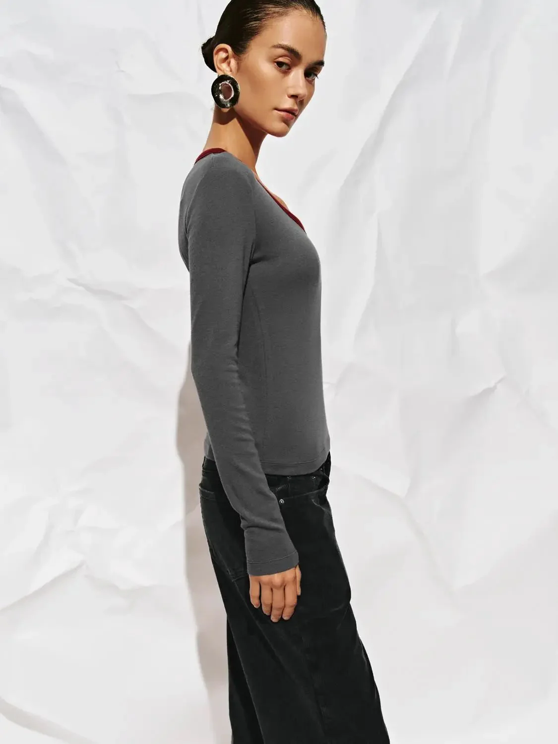 16380-scoop-neck-long-sleeve-viscose-blend-knit-t-shirts-2.webp Scoop Neck Long Sleeve Viscose Blend Knit T Shirts