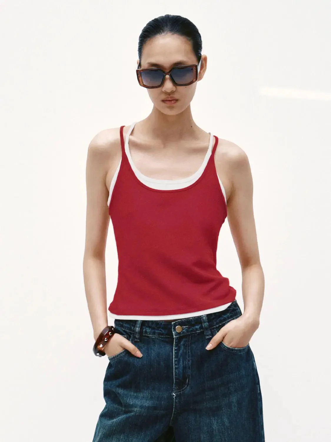 1644-lightweight-cotton-contrast-trim-strappy-tank-tops-9.webp Lightweight Cotton Contrast Trim Strappy Tank Tops