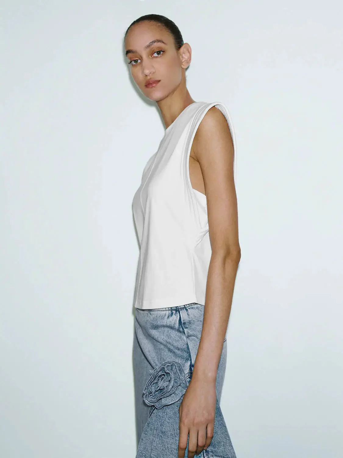 16455-elegant-cotton-blend-cap-sleeve-lightweight-t-shirt-2.webp Elegant Cotton Blend Cap Sleeve Lightweight T Shirt