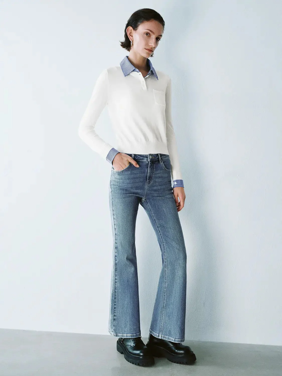 16498-white-plaid-collar-knit-top-with-blue-striped-collar-top-10.webp White Plaid Collar Knit Top With Blue Striped Collar Top