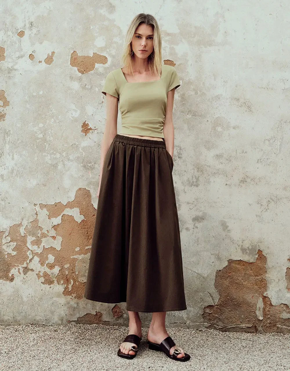 16530-essential-ruched-square-cut-collar-cotton-t-shirt-16.webp Essential Ruched Square-Cut Collar Cotton T Shirt