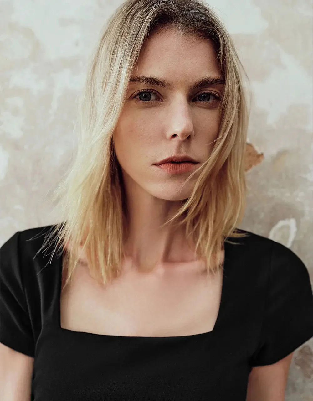 16530-essential-ruched-square-cut-collar-cotton-t-shirt-35.webp Essential Ruched Square-Cut Collar Cotton T Shirt