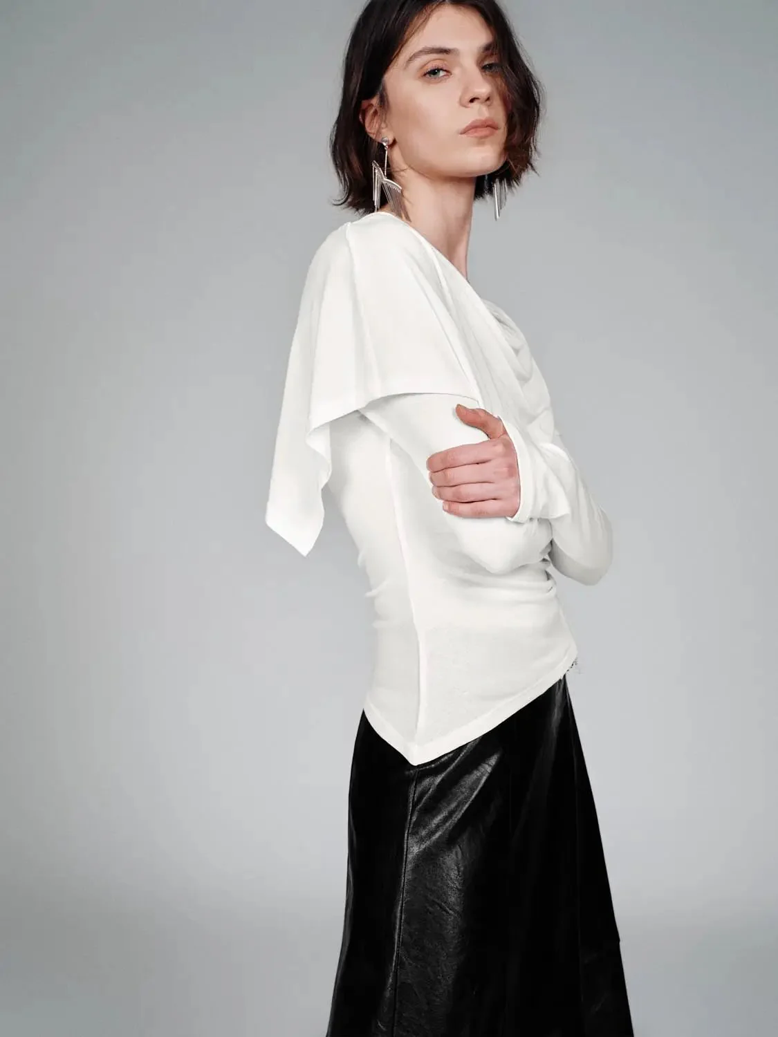 16551-lyocell-linen-blend-draped-long-sleeve-top-2.webp Lyocell Linen Blend Draped Long Sleeve Top