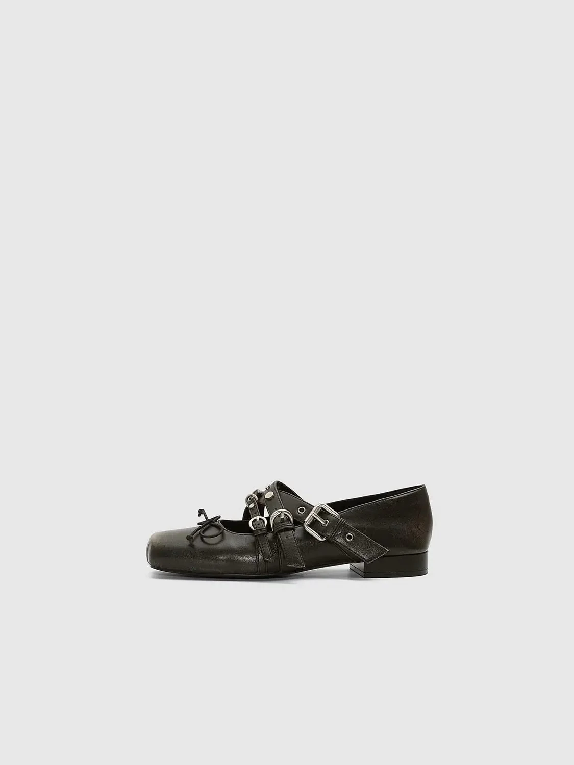 16715-buckle-detail-ballet-flat-pumps-2.webp Buckle Detail Ballet Flat Pumps