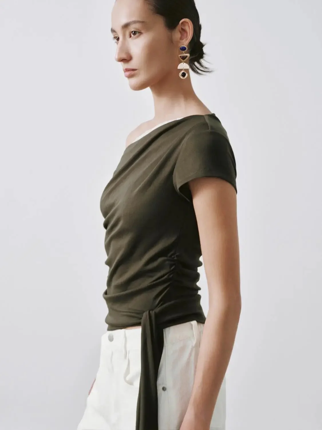 1674-olive-one-shoulder-ruched-lace-trim-elegant-top-2.webp Olive One Shoulder Ruched Lace Trim Elegant Top